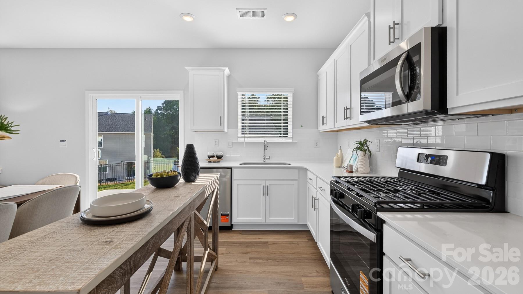 15119 Puffin Court Property Photo 11