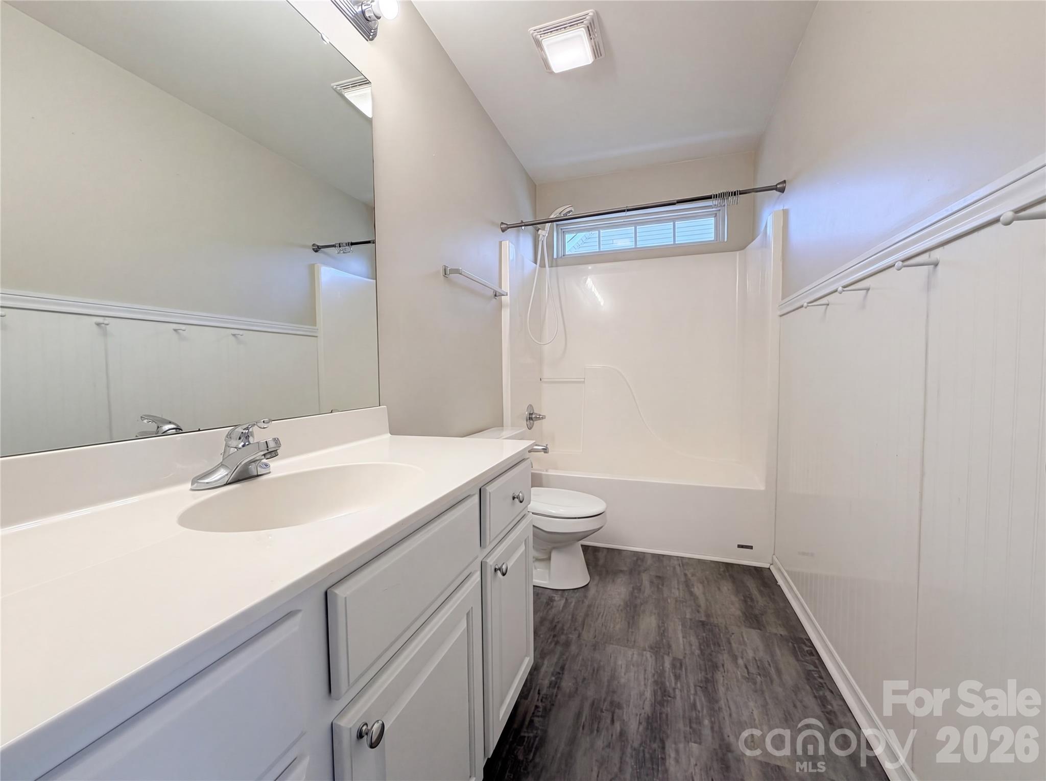 20224 Northport Drive Property Photo 15