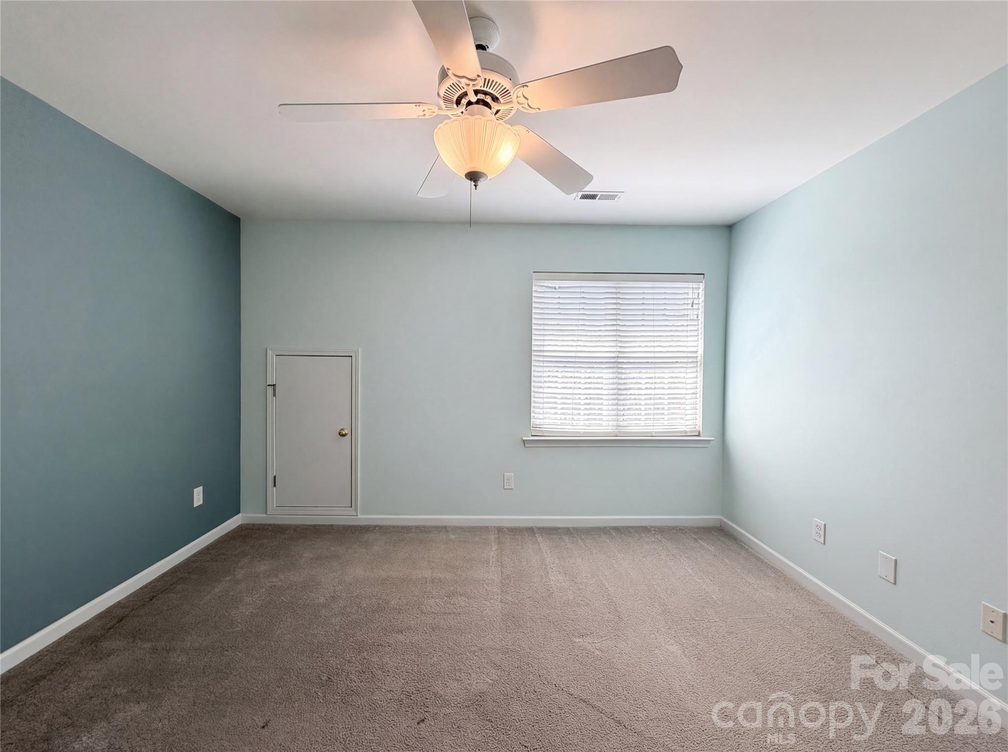 20224 Northport Drive Property Photo 16