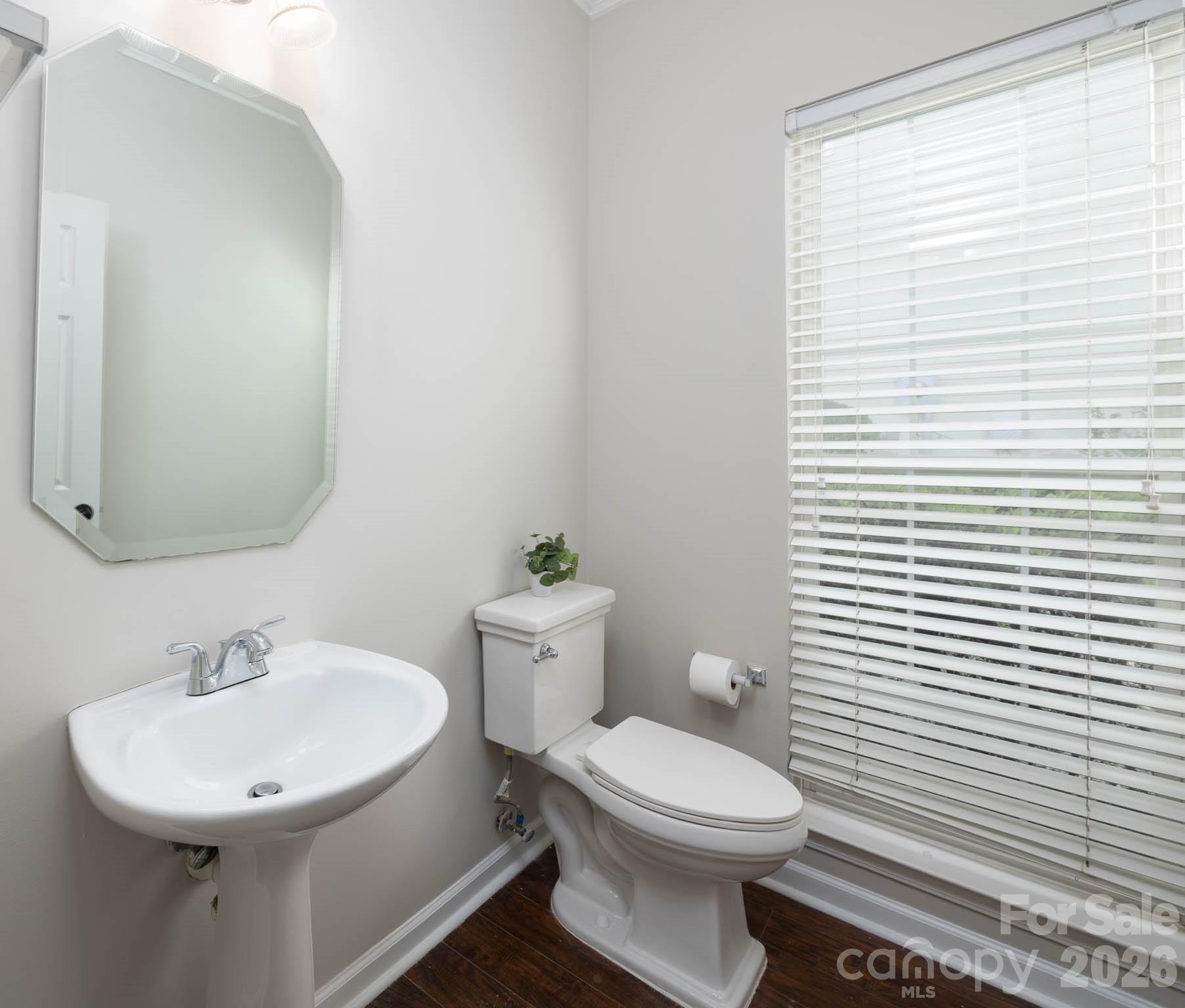 268 Glencoe Lane Property Photo 11