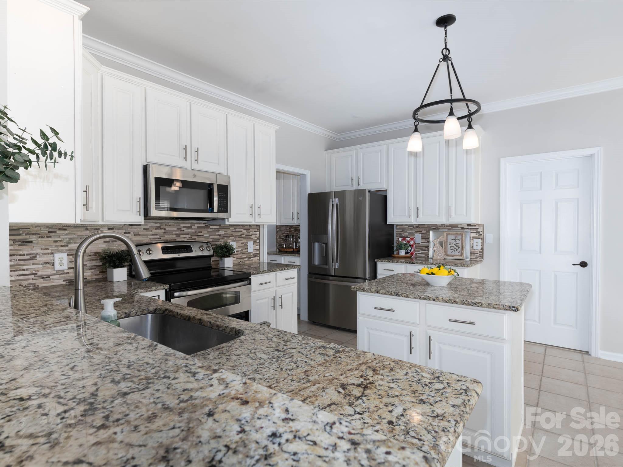 268 Glencoe Lane Property Photo 16