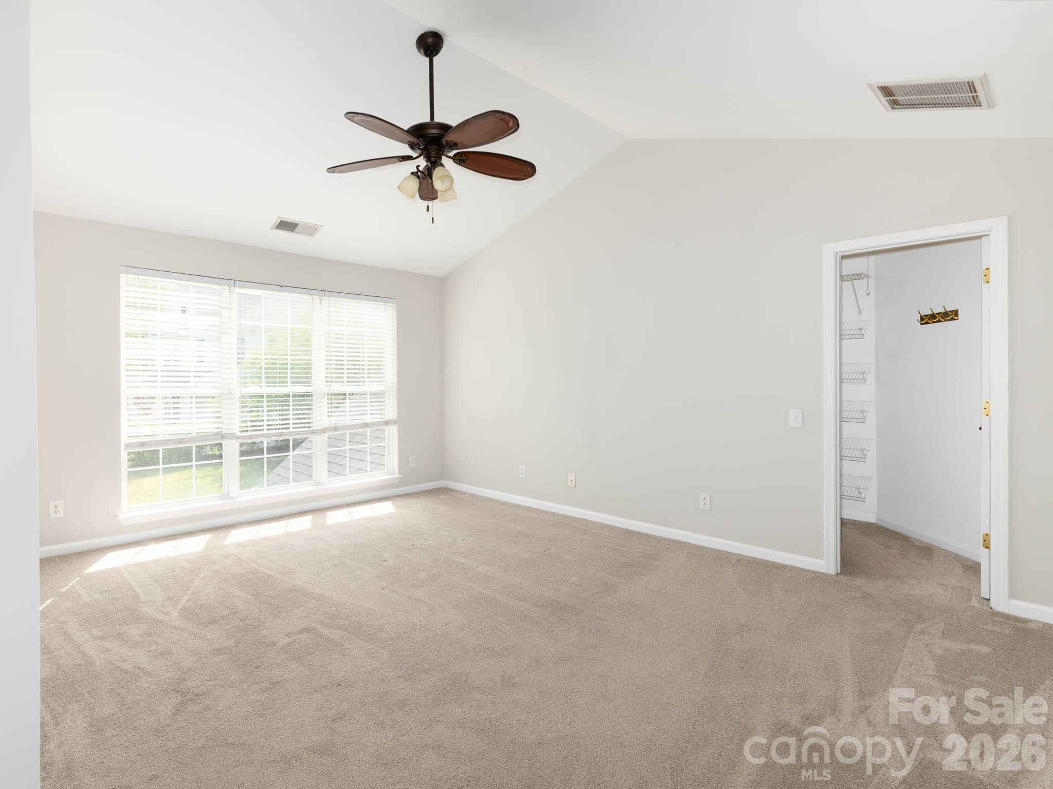 268 Glencoe Lane Property Photo 22