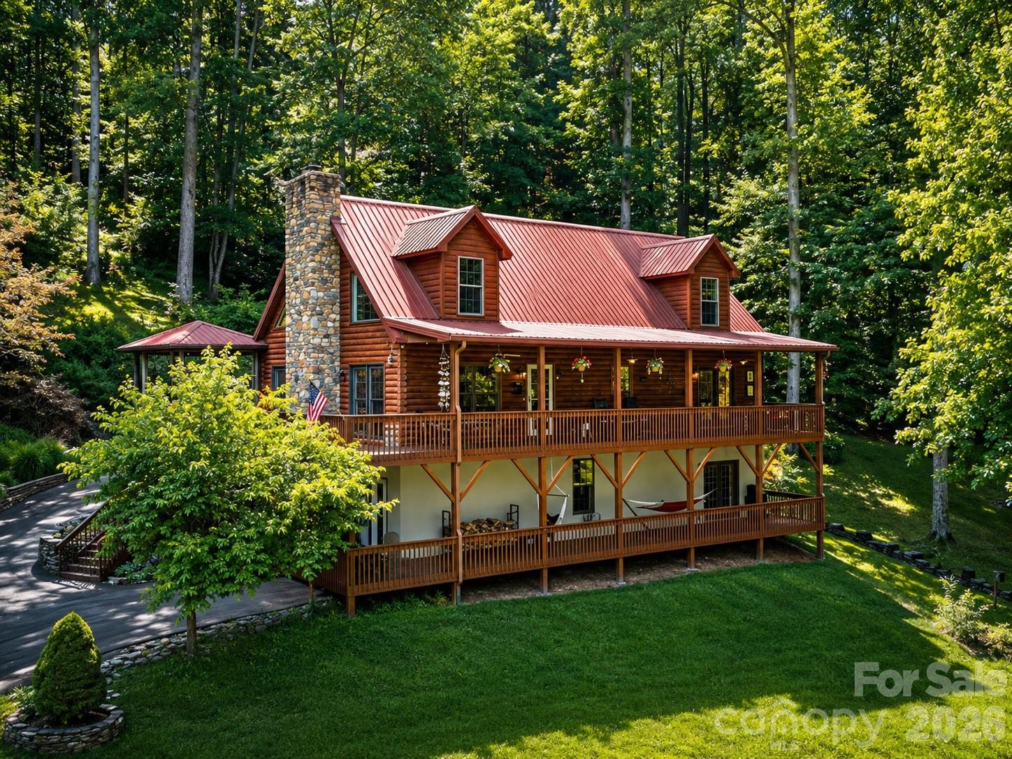 420 Chimney Rock Drive Property Photo 1