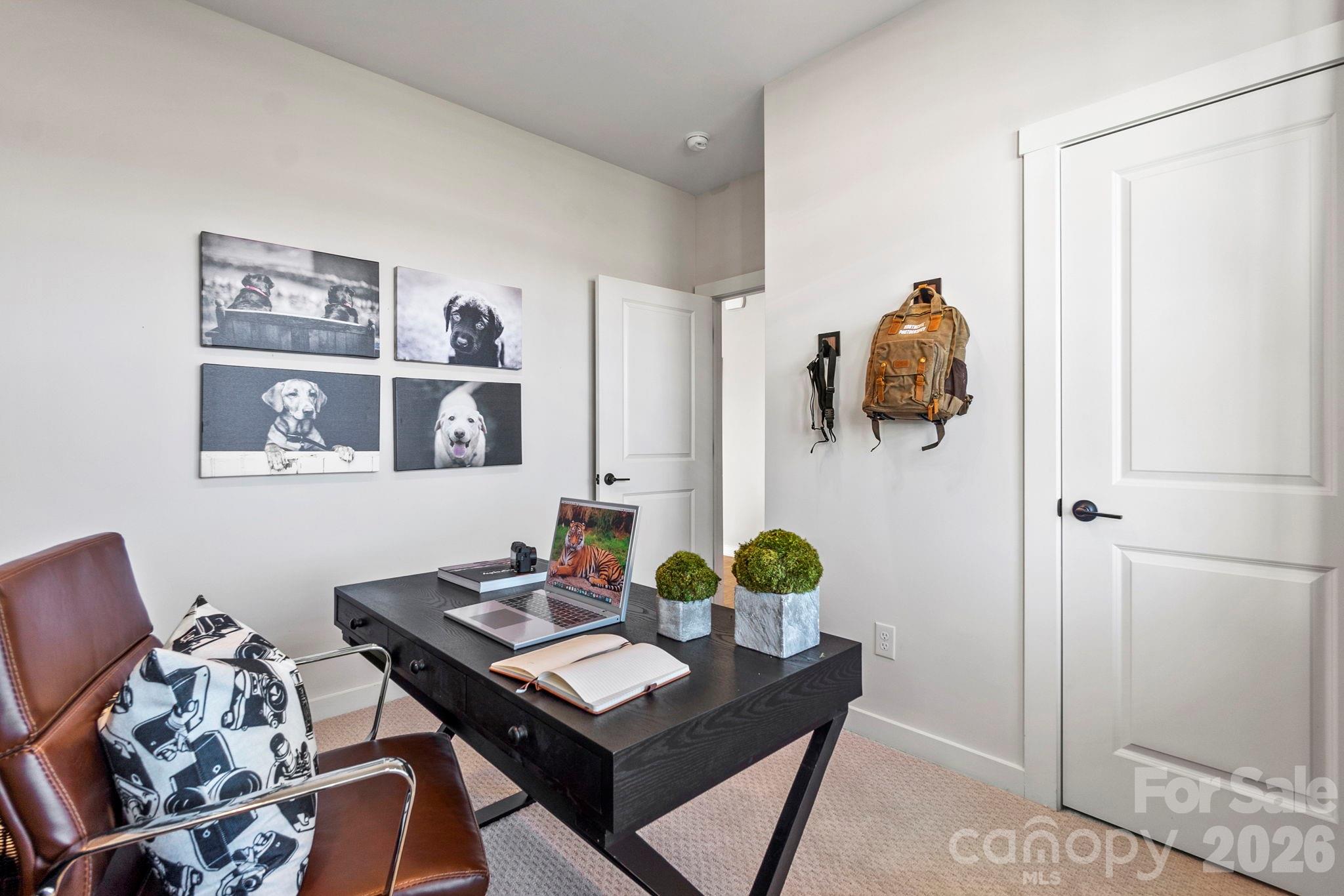 204 Northgate Boulevard Property Photo 6
