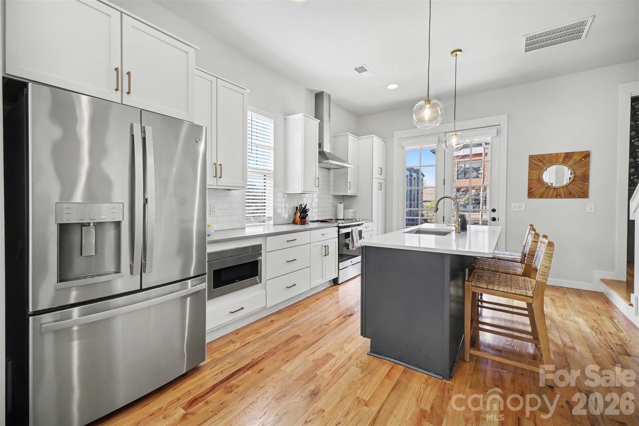 3300 Spencer Street Property Photo 9