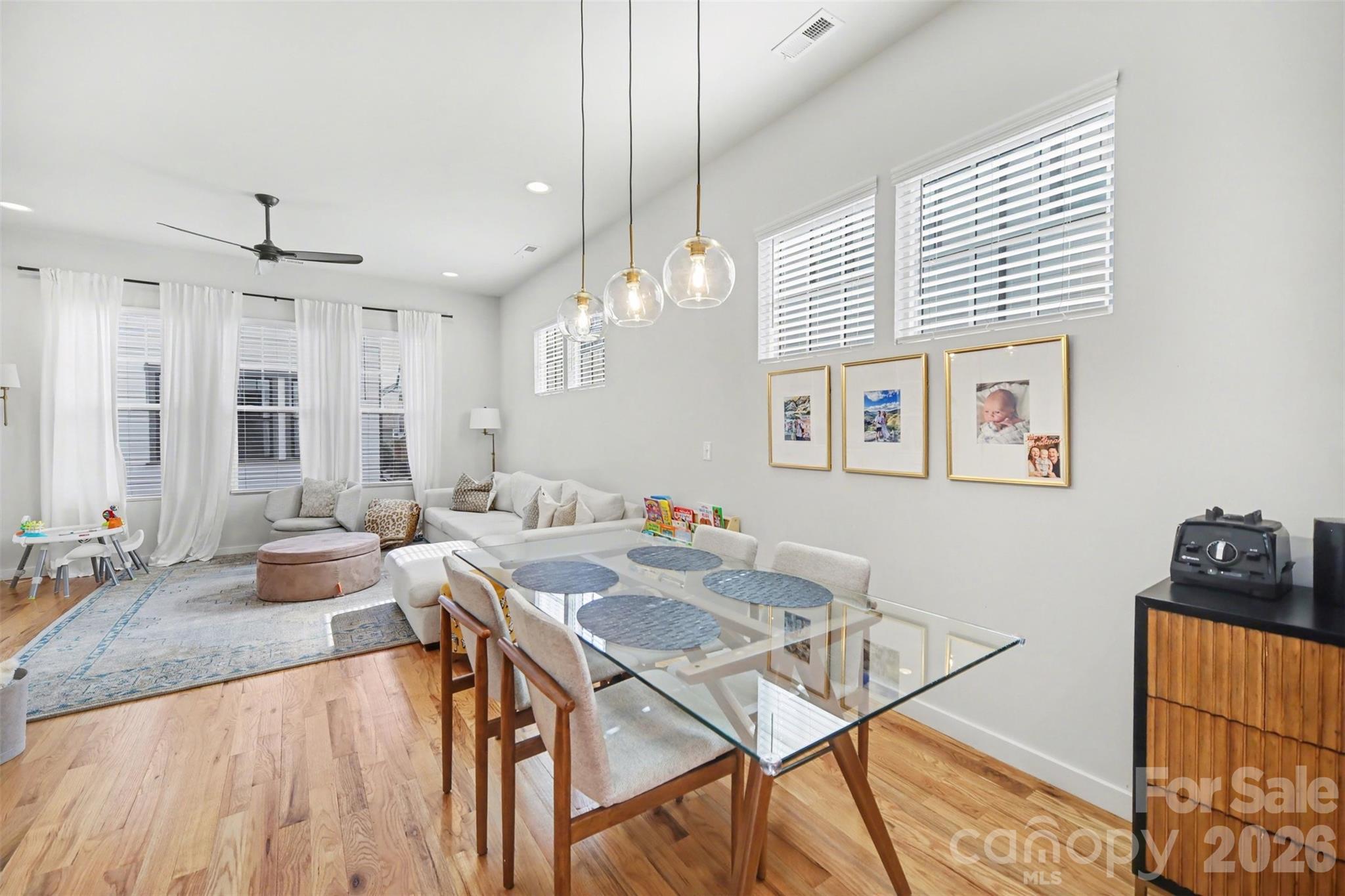 3300 Spencer Street Property Photo 16