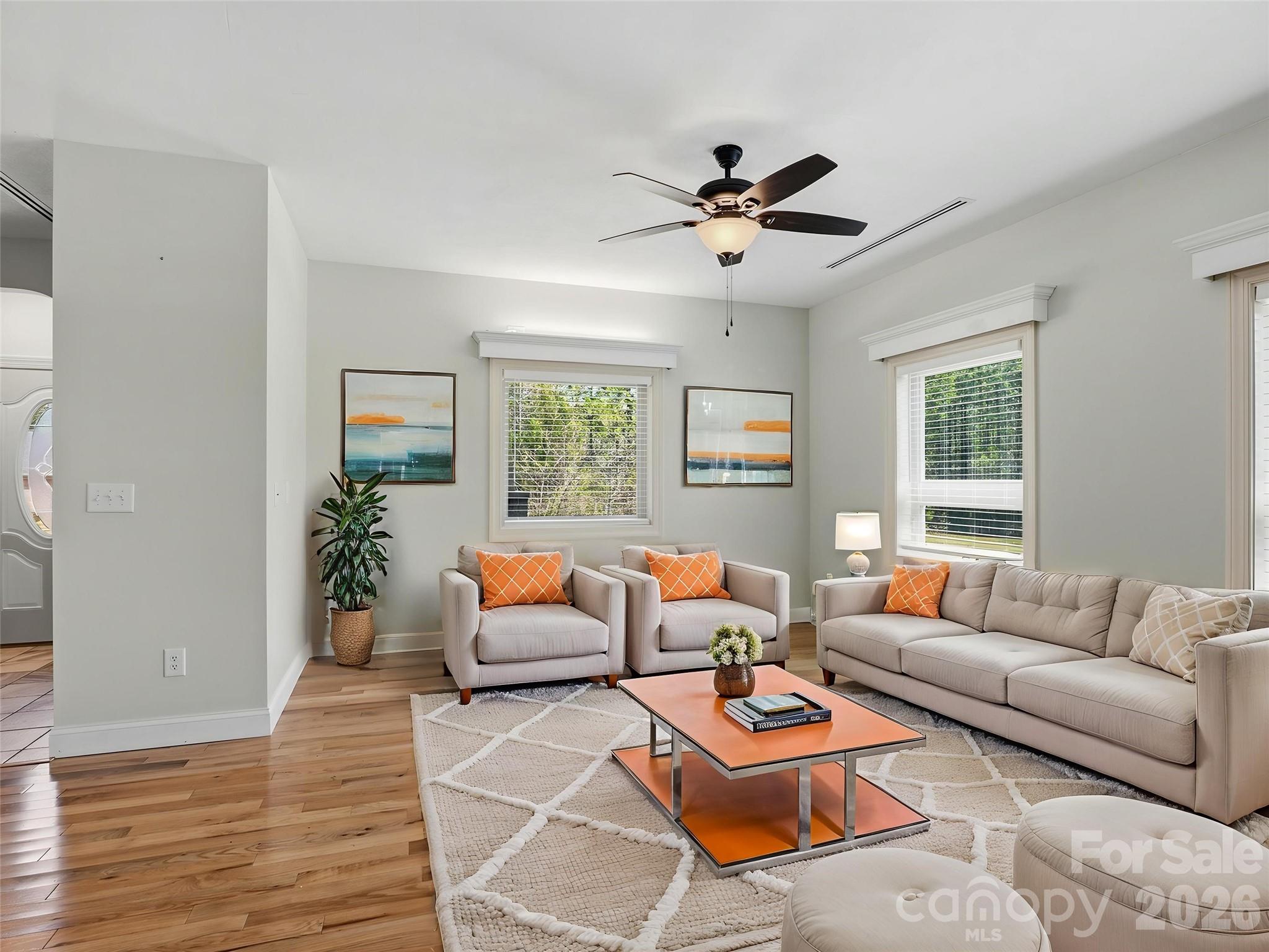 8128 Cane Pointe Lane Property Photo 3