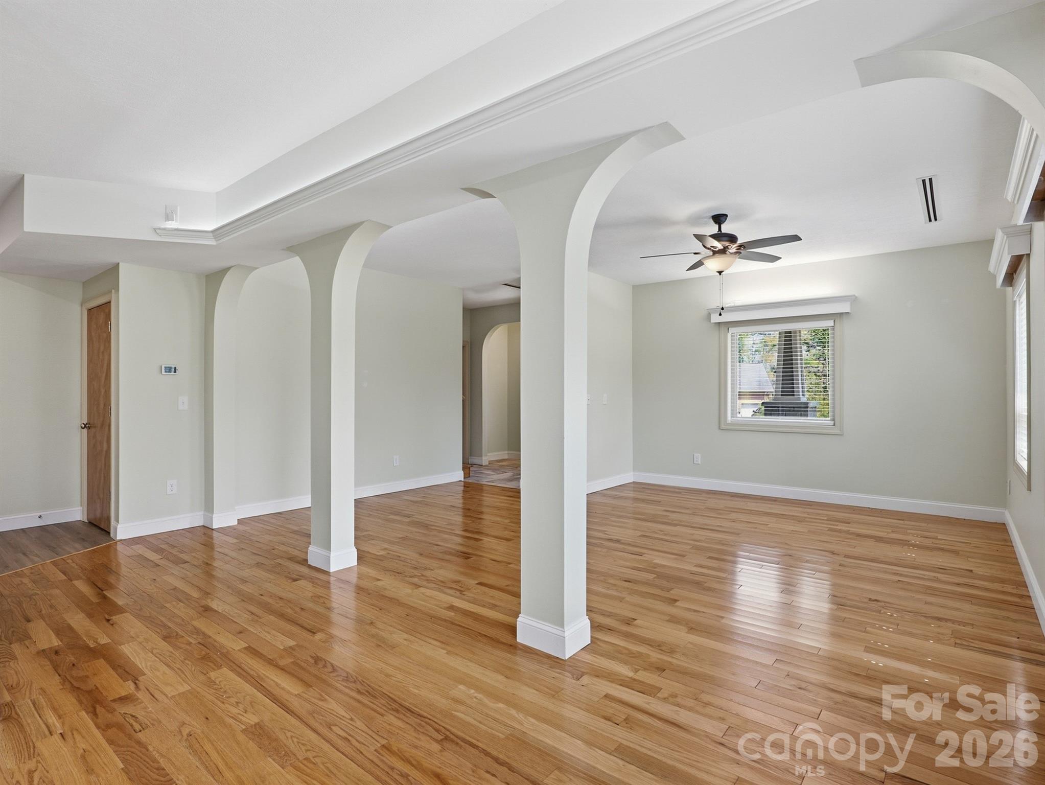 8128 Cane Pointe Lane Property Photo 11