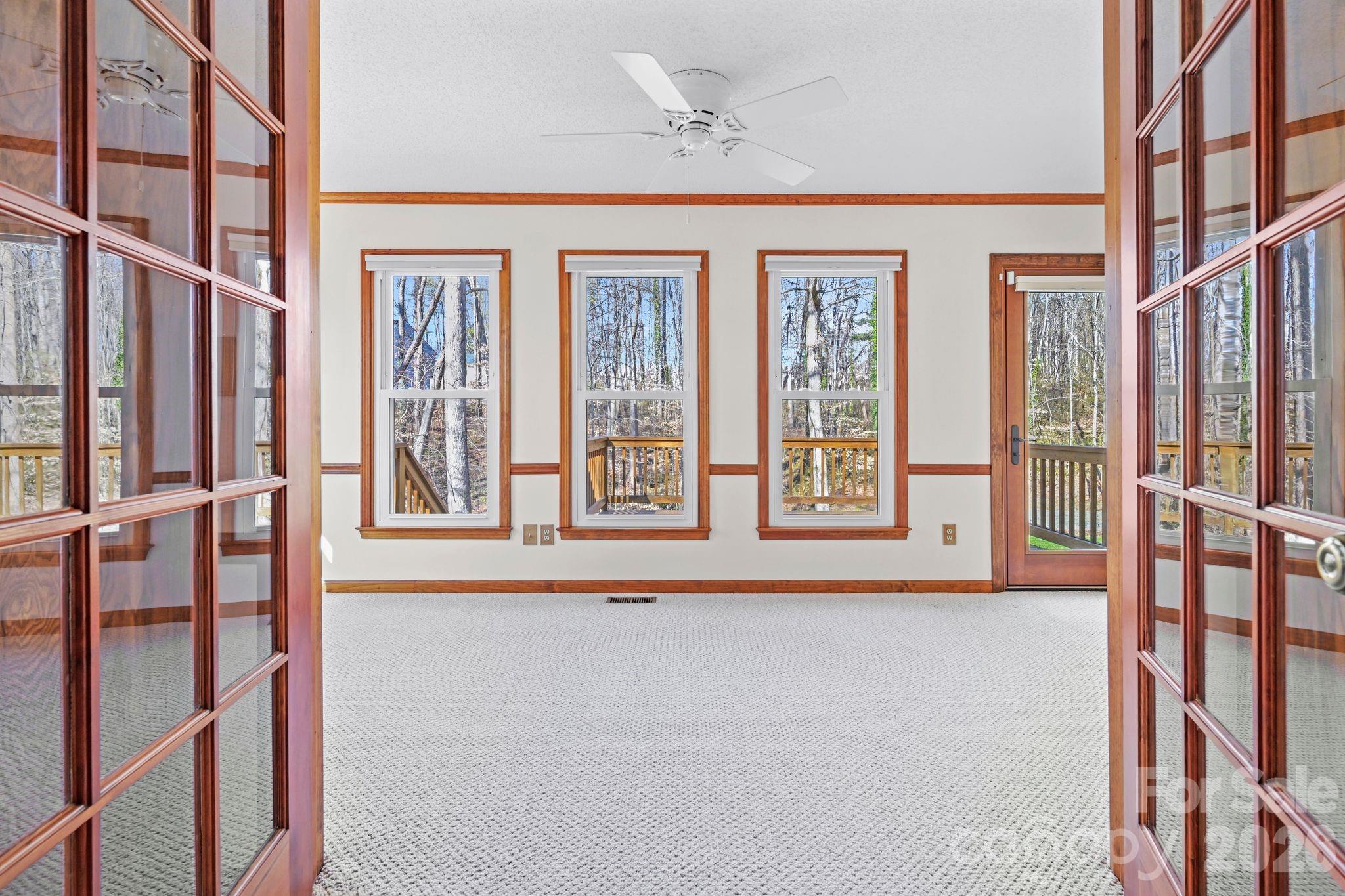 109 Normandy Avenue Property Photo 16