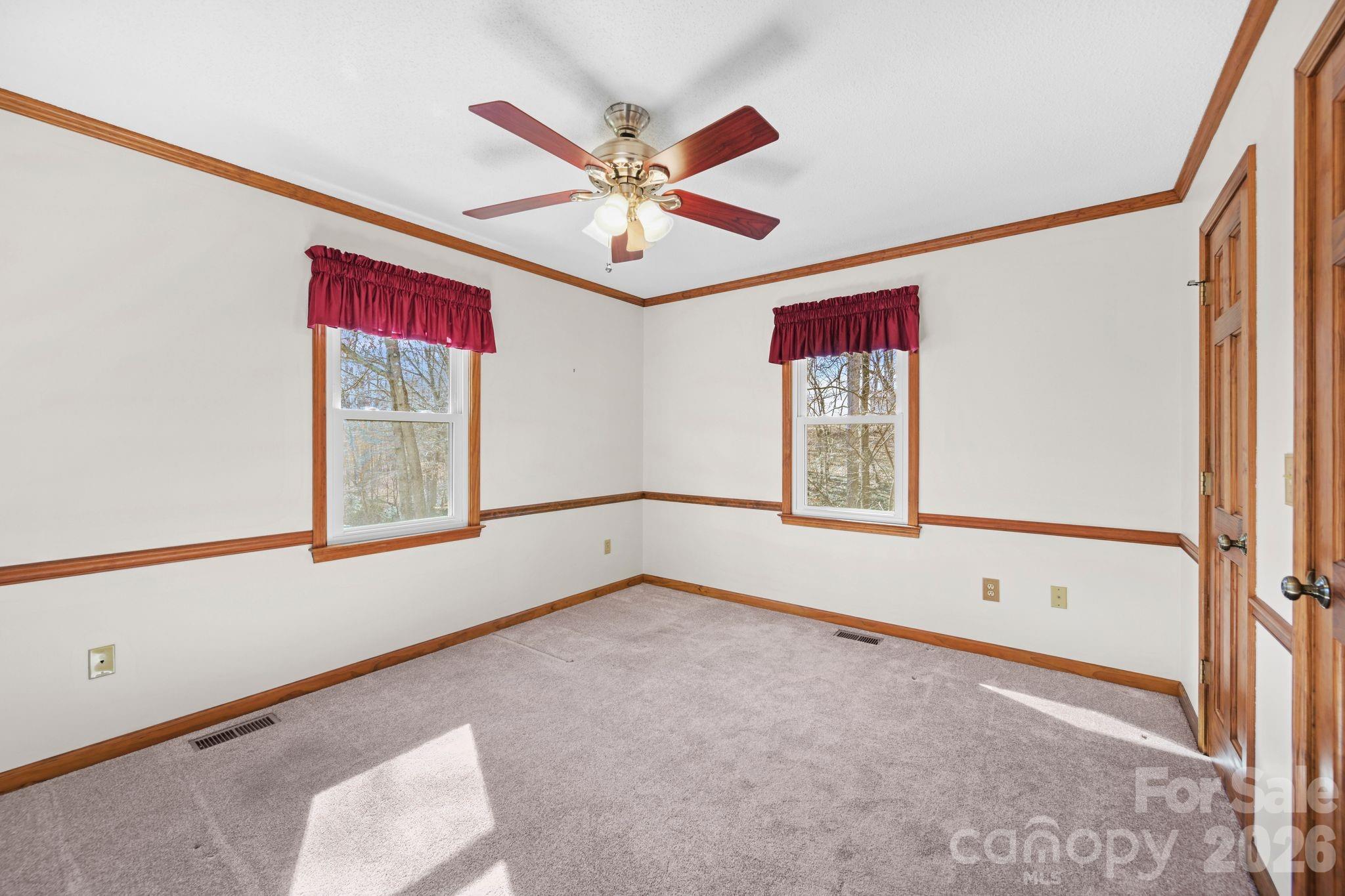 109 Normandy Avenue Property Photo 24