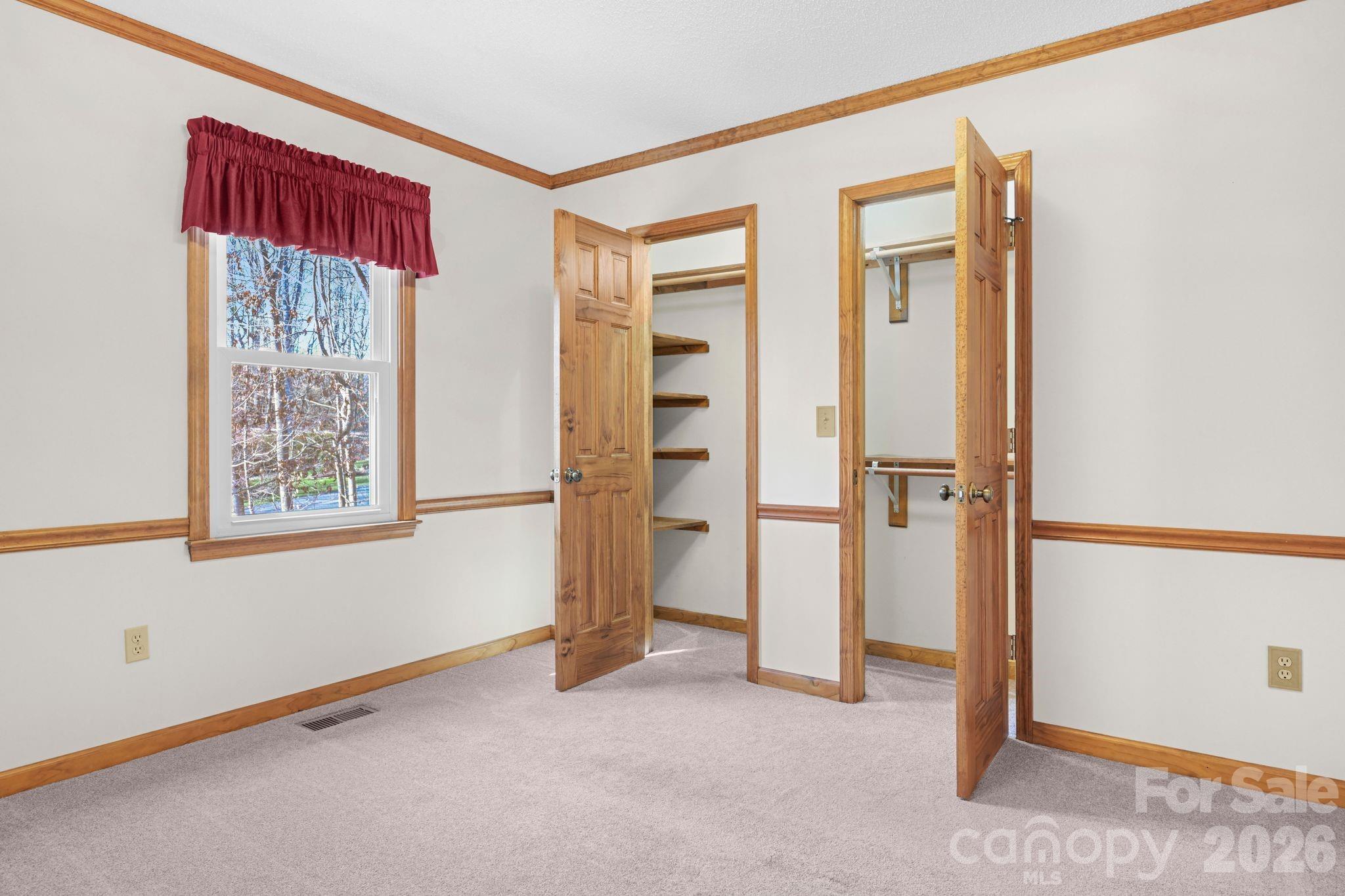 109 Normandy Avenue Property Photo 27
