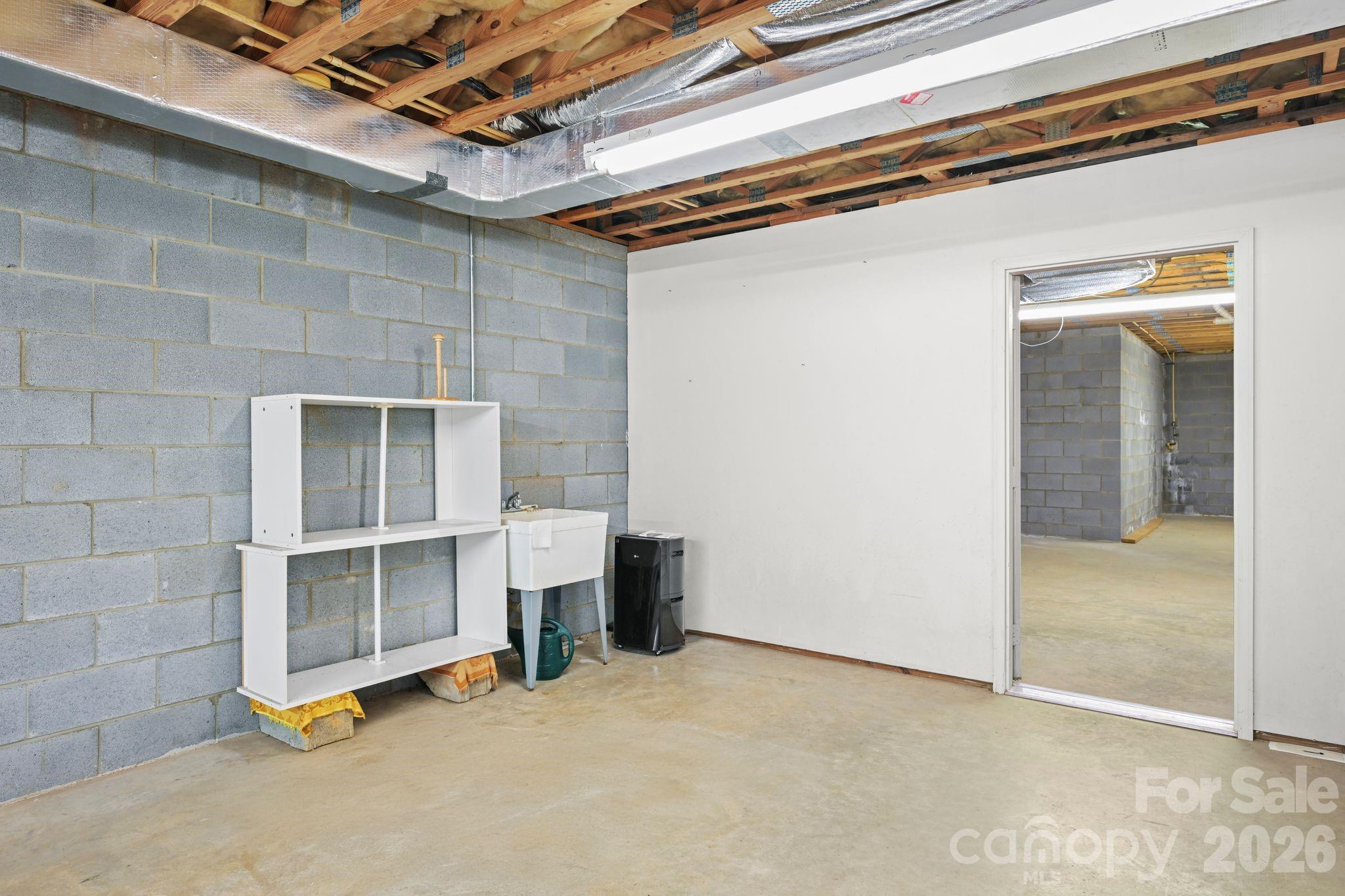 109 Normandy Avenue Property Photo 36