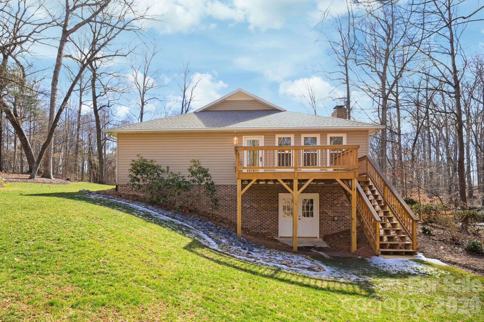 109 Normandy Avenue Property Photo 43