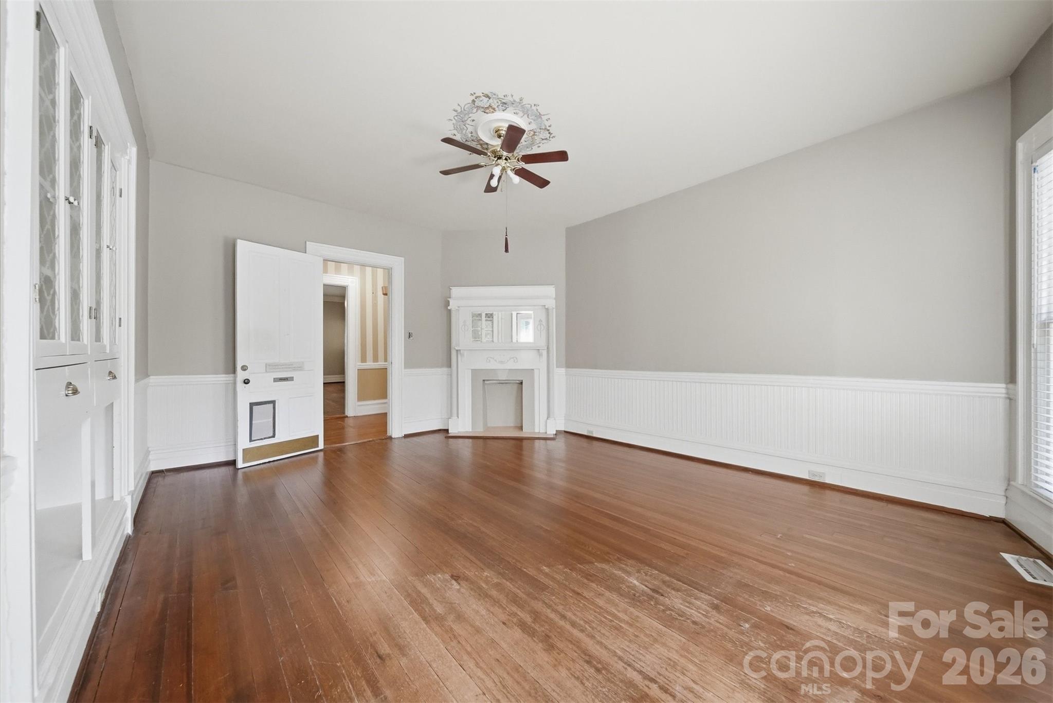 121 5th Avenue Property Photo 10