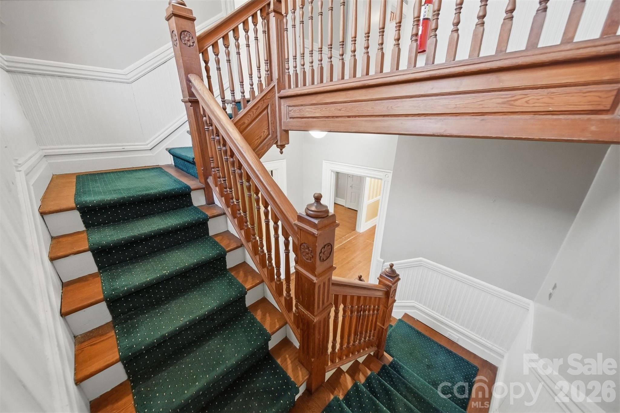 121 5th Avenue Property Photo 18