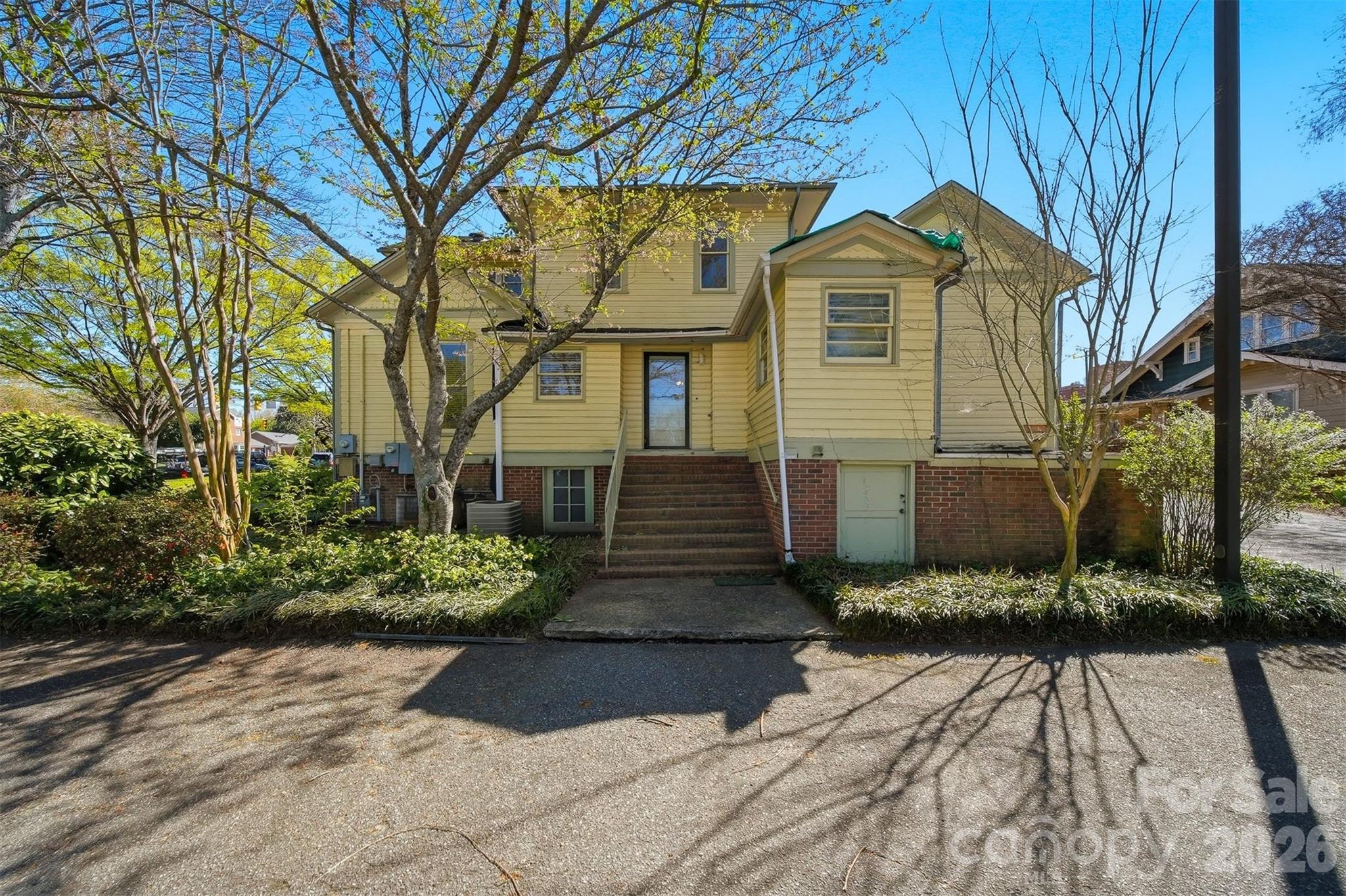 121 5th Avenue Property Photo 39