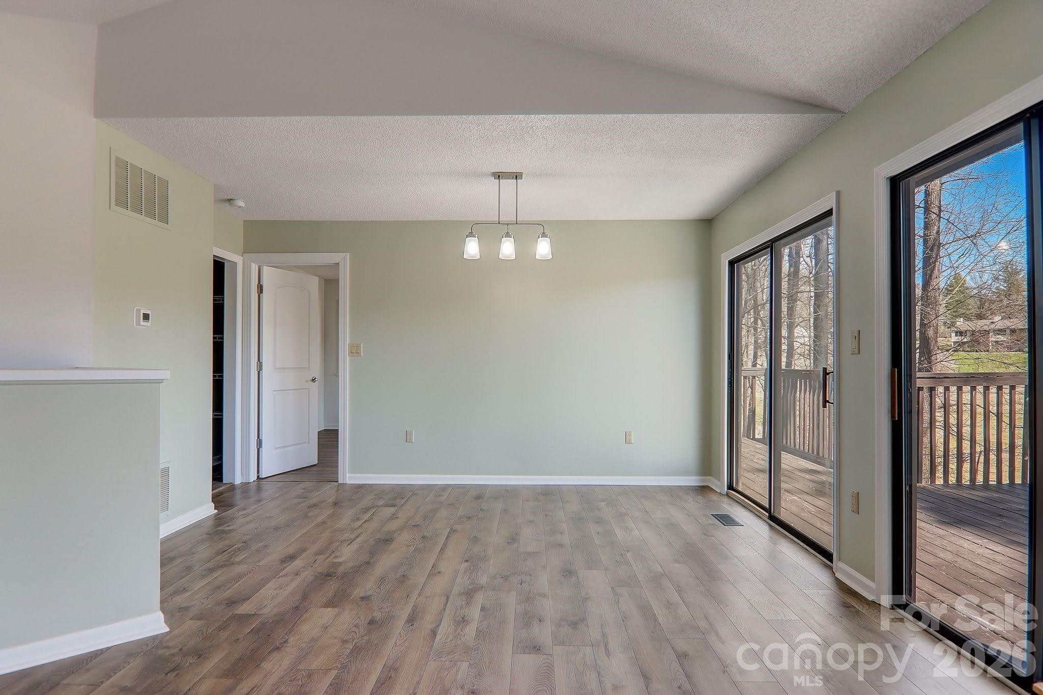 225 Sheepnose Drive Property Photo 13