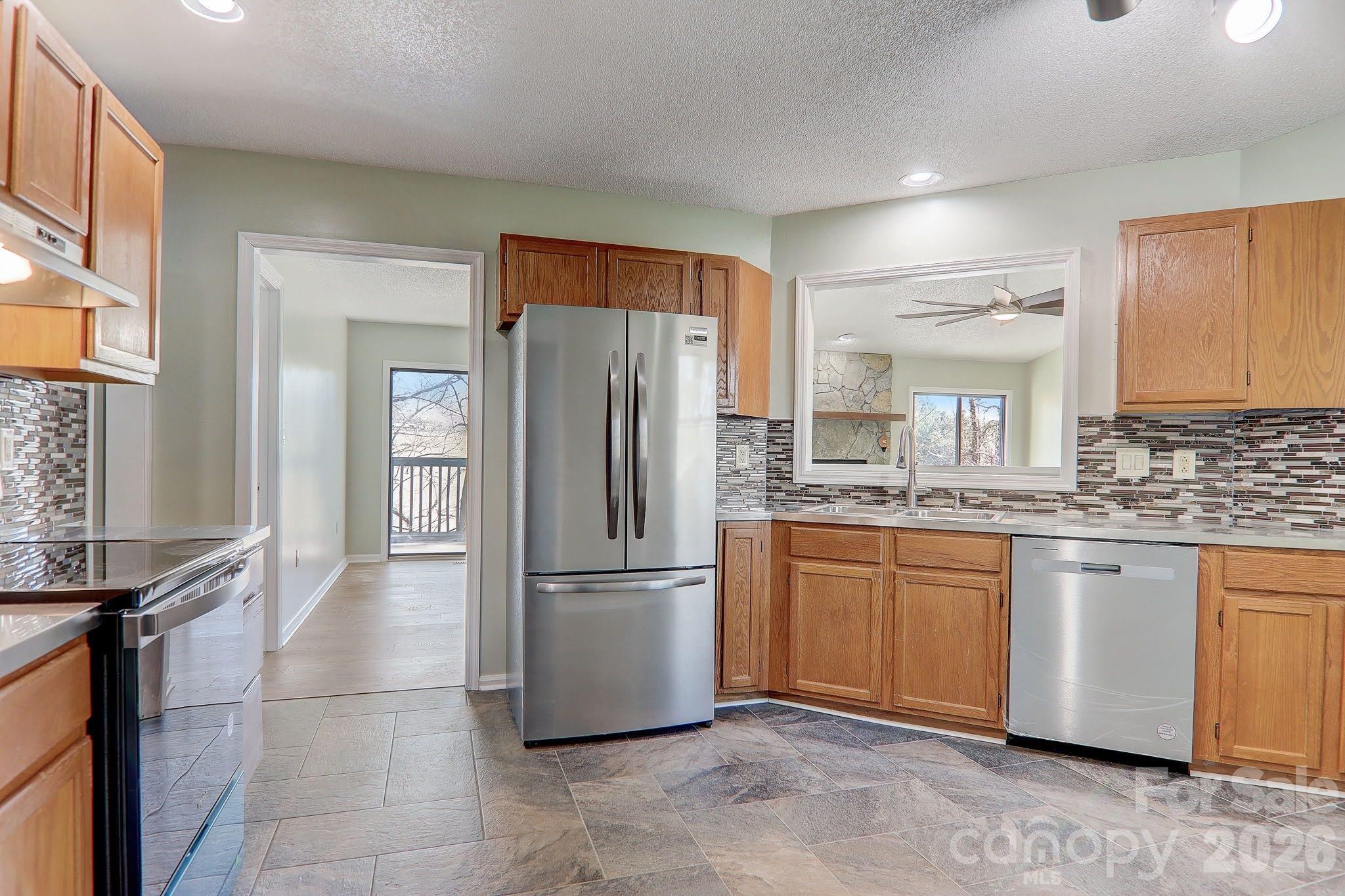 225 Sheepnose Drive Property Photo 15