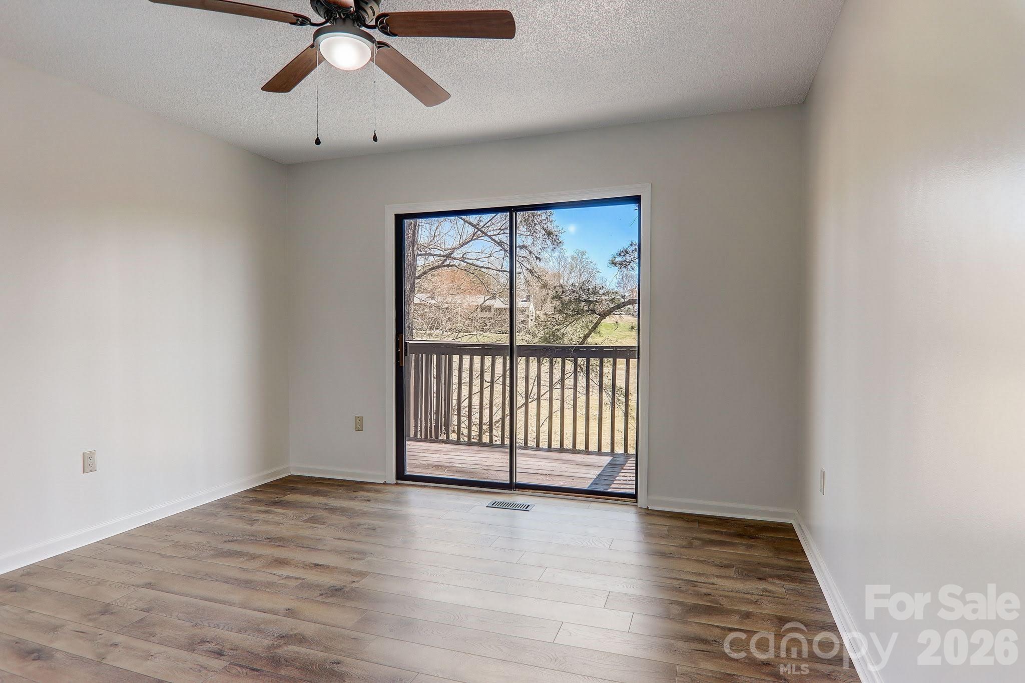 225 Sheepnose Drive Property Photo 28