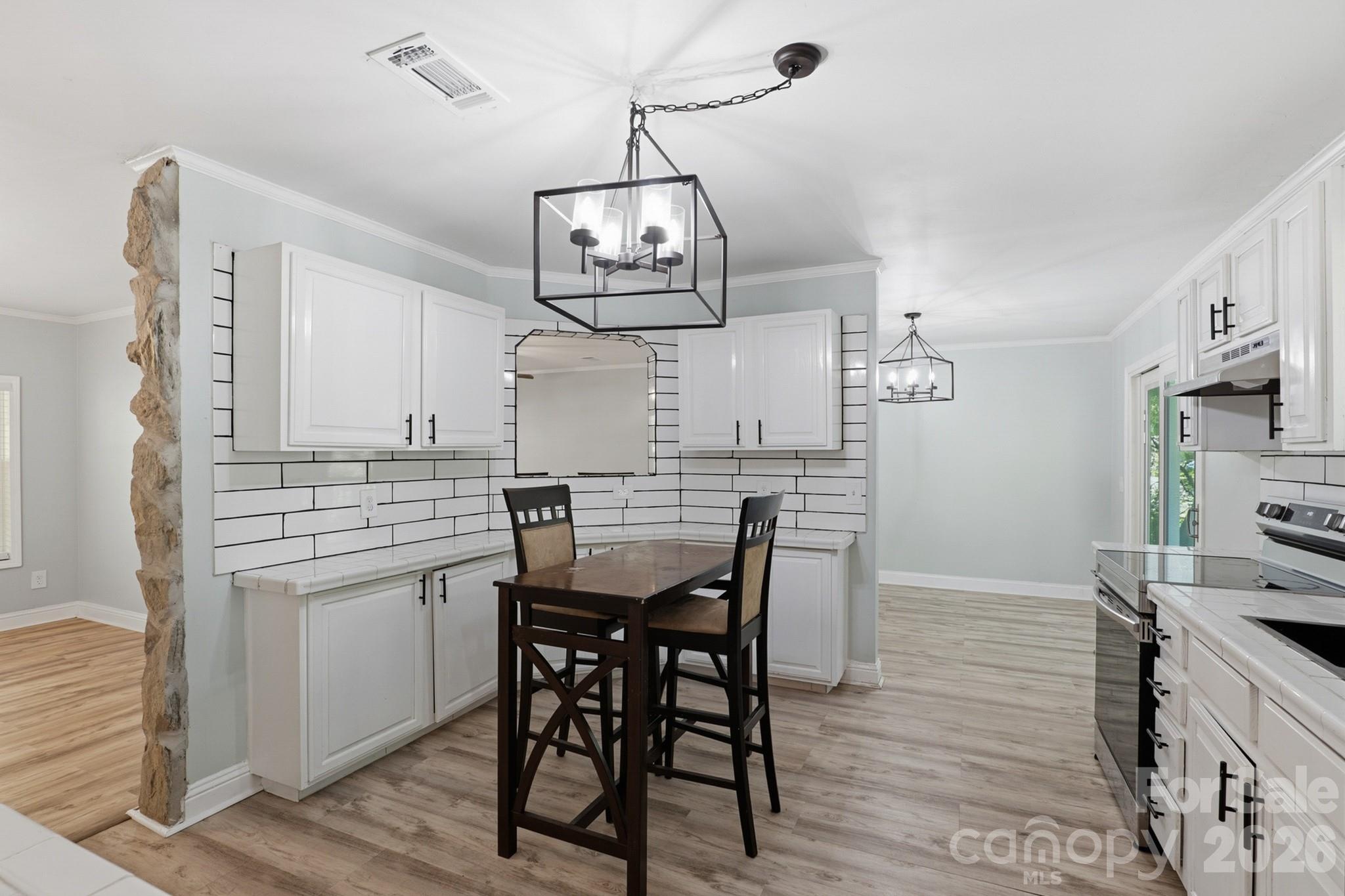 116 Springdale Drive Property Photo 8