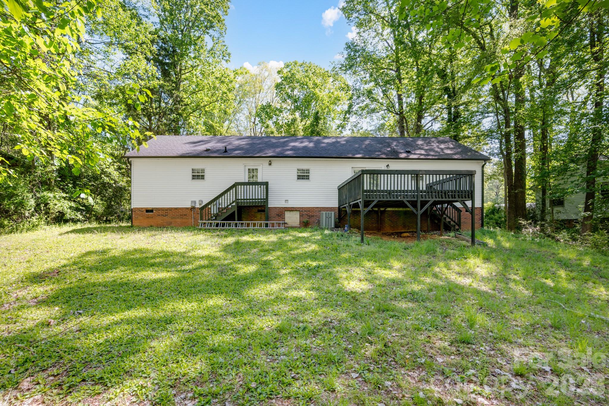 116 Springdale Drive Property Photo 28
