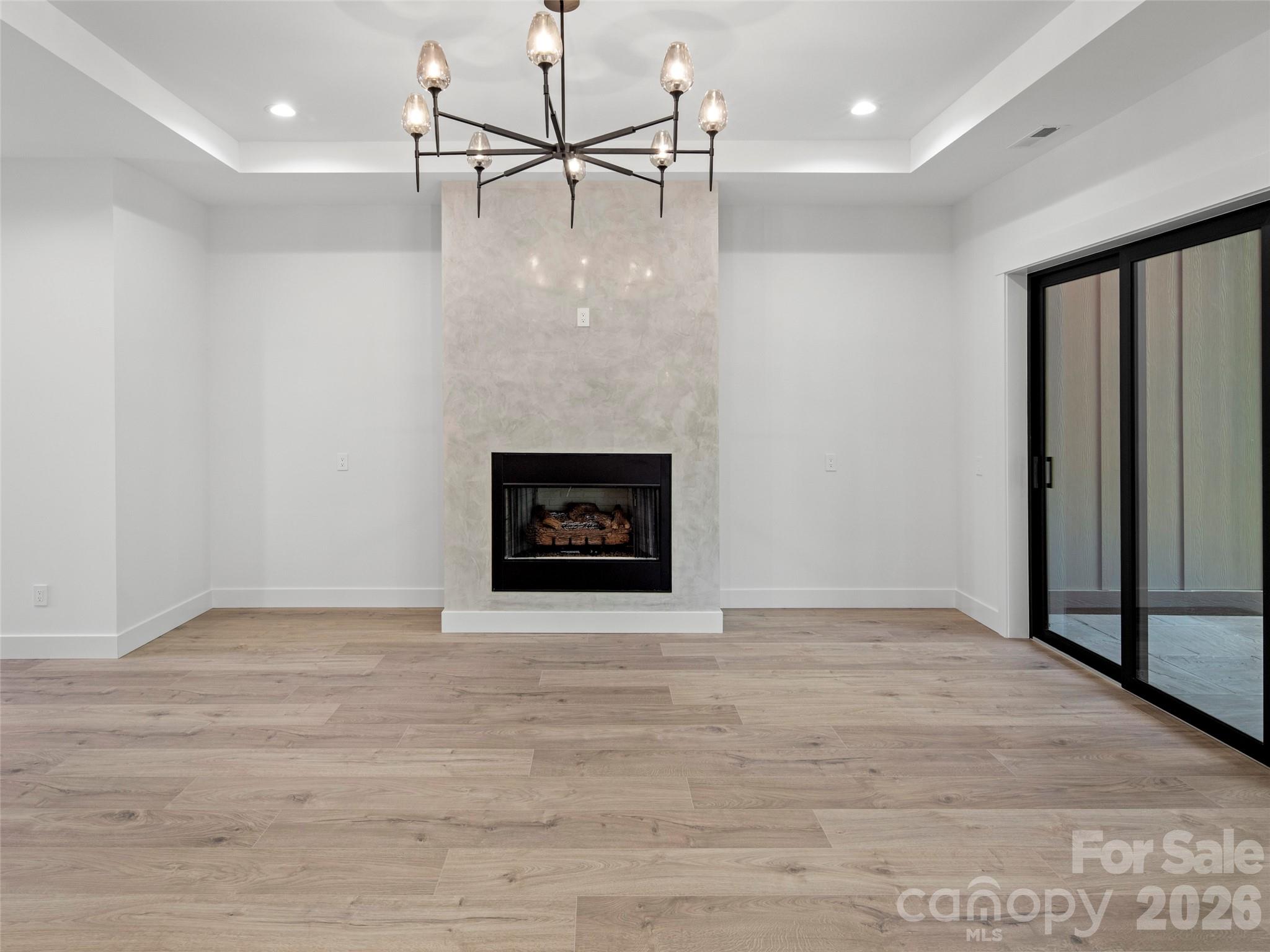 504 Blue River Drive Property Photo 8