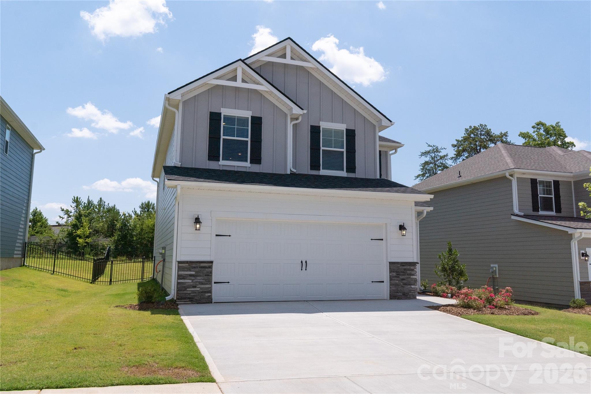 4994 Twin River Drive Property Photo 1