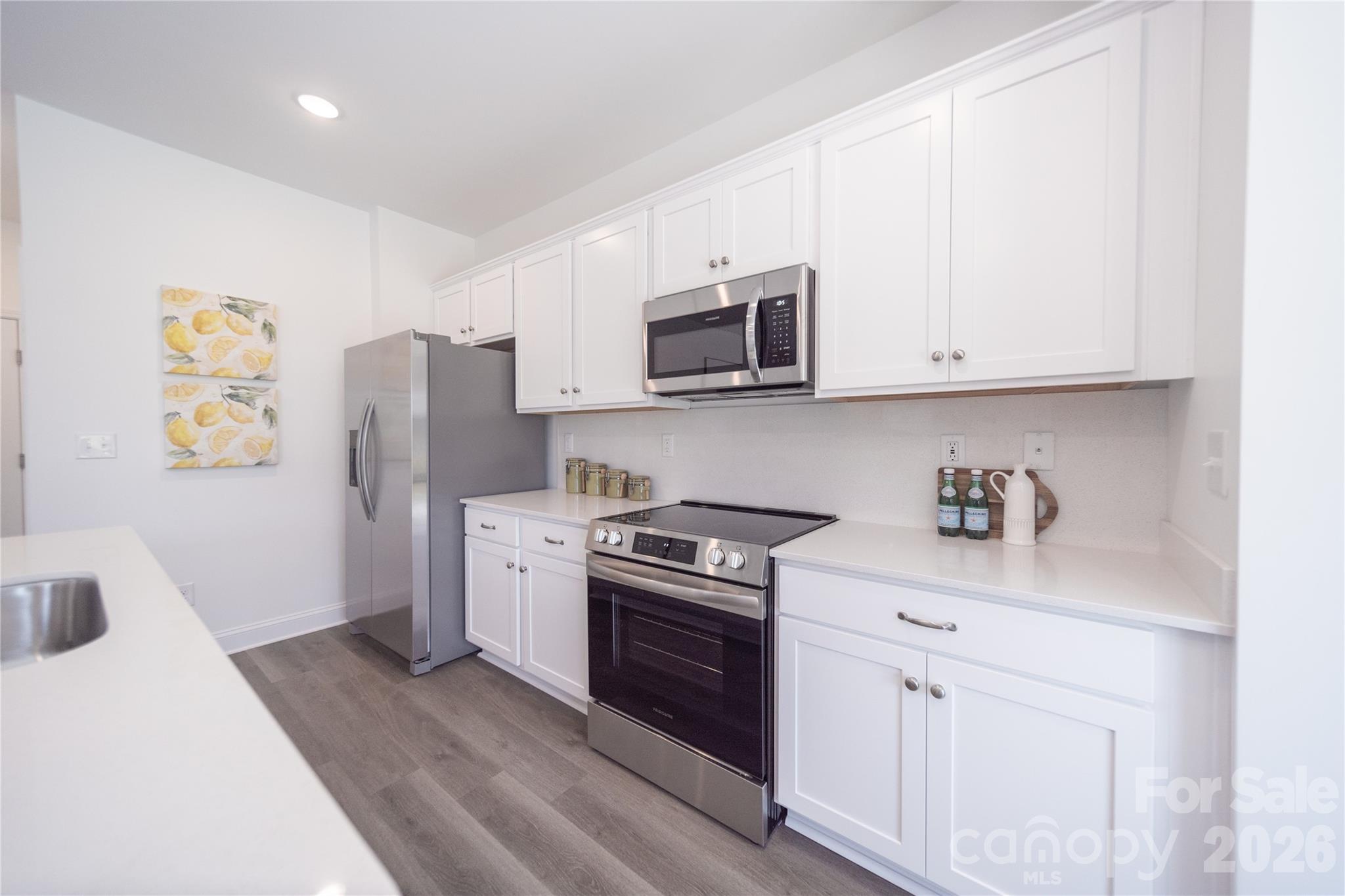 4994 Twin River Drive Property Photo 12