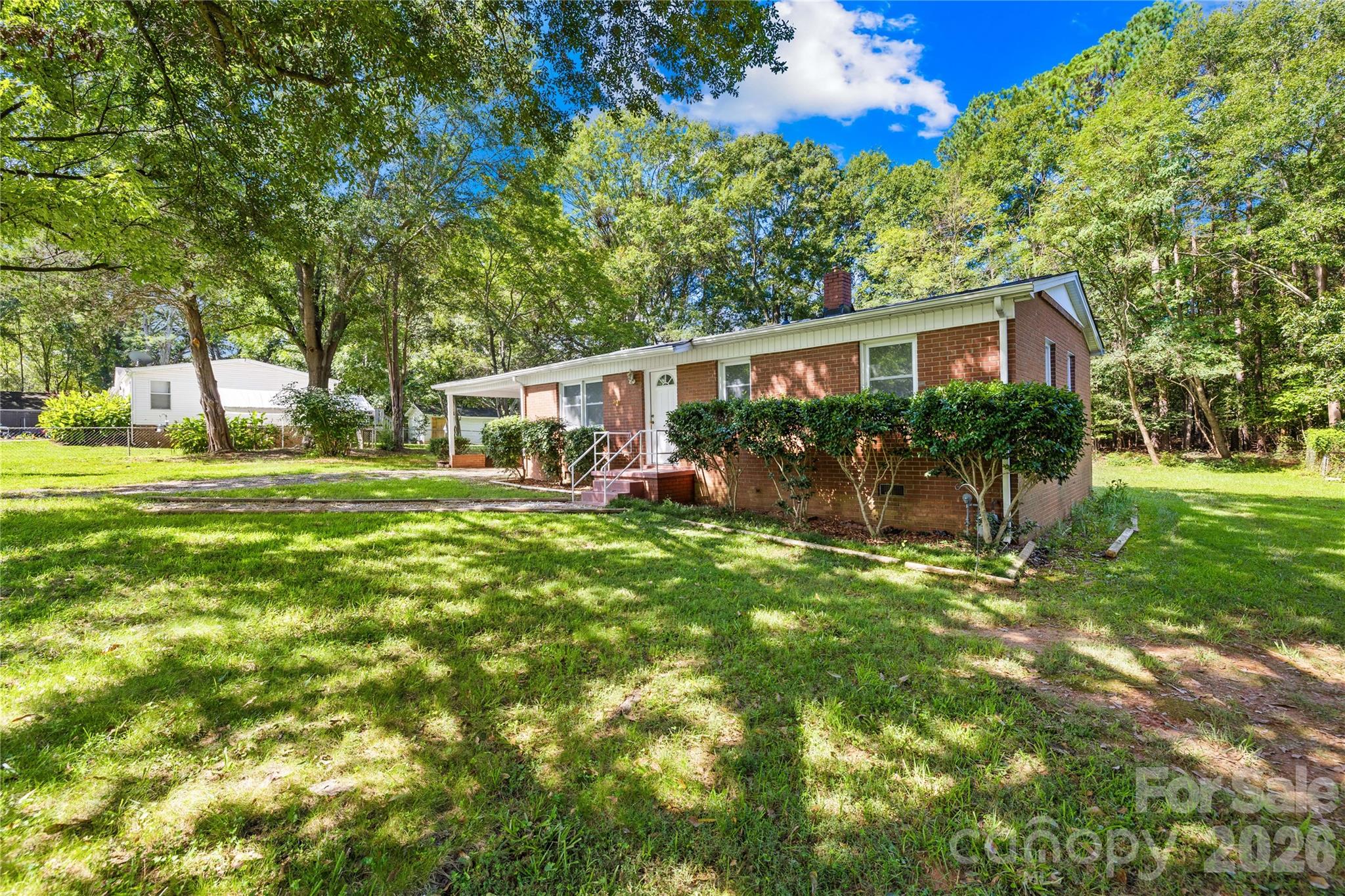 505 Mauney Lane Property Photo 2