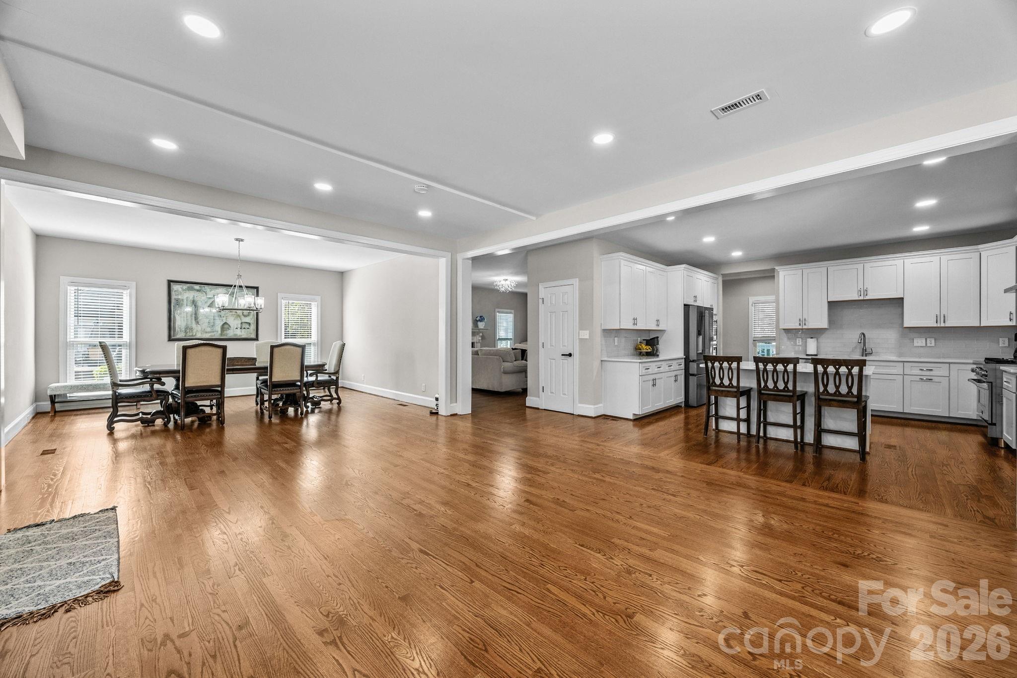 908 Woodhurst Drive Property Photo 11