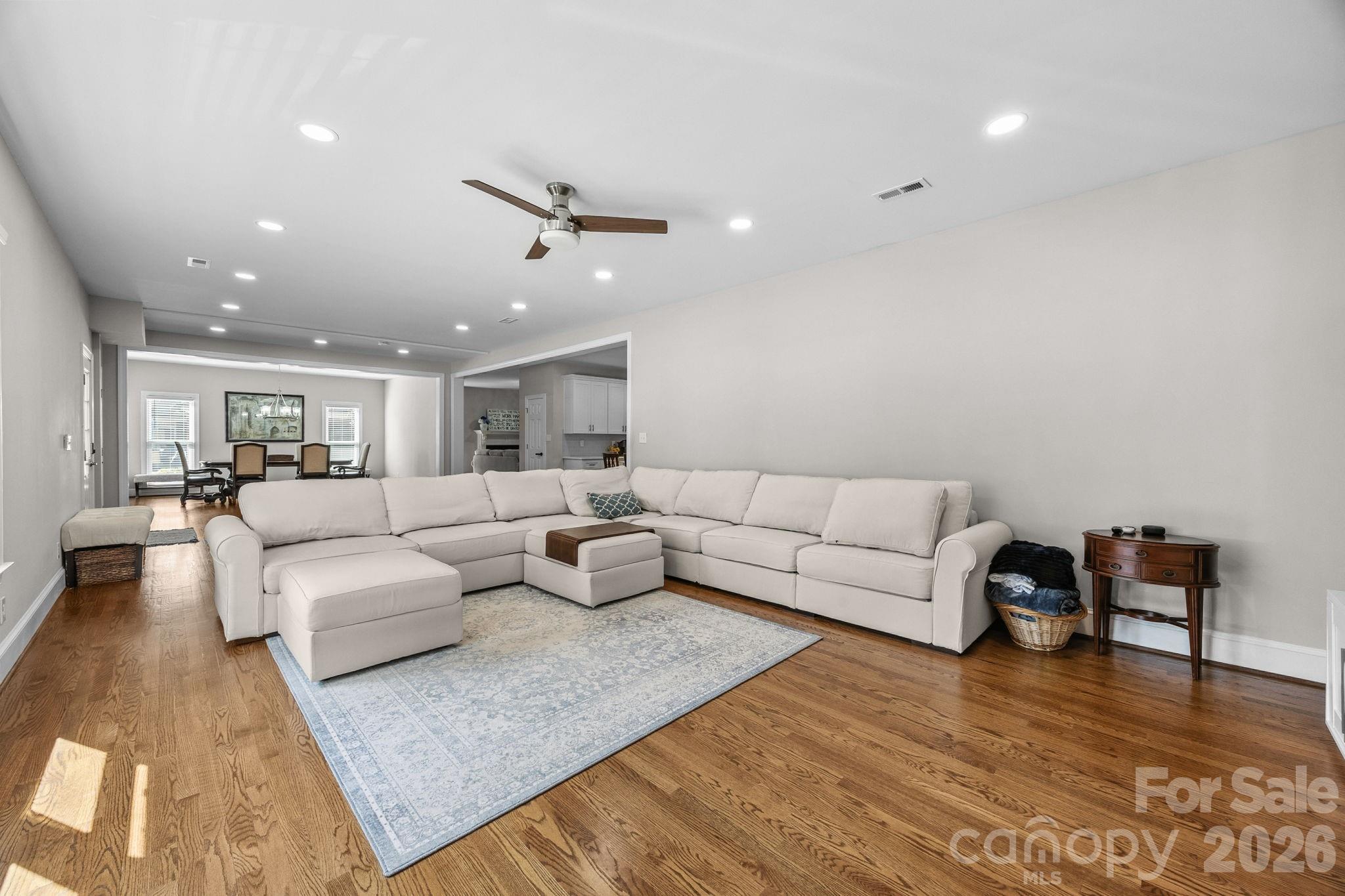 908 Woodhurst Drive Property Photo 13