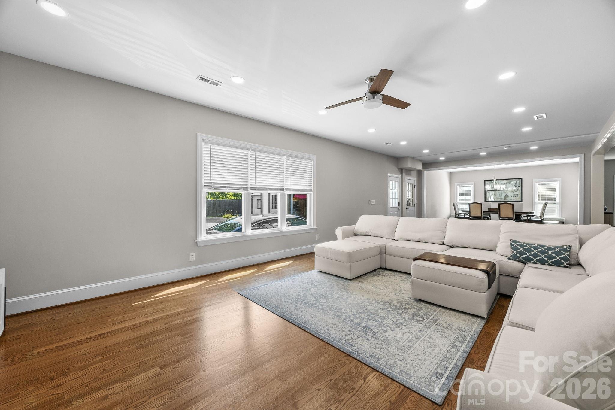 908 Woodhurst Drive Property Photo 14