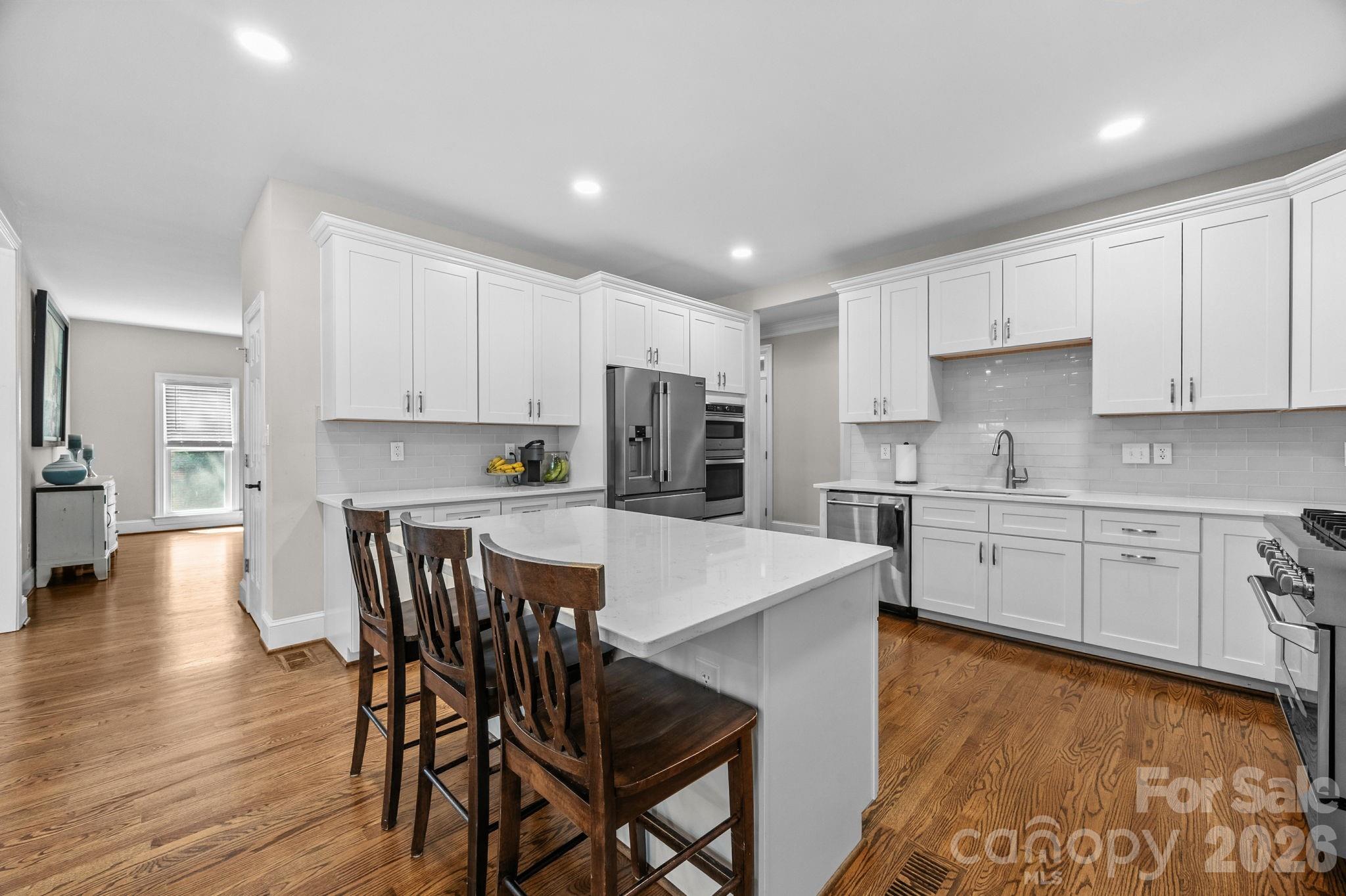 908 Woodhurst Drive Property Photo 15