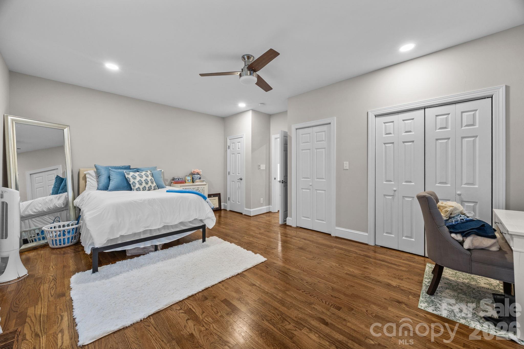 908 Woodhurst Drive Property Photo 20