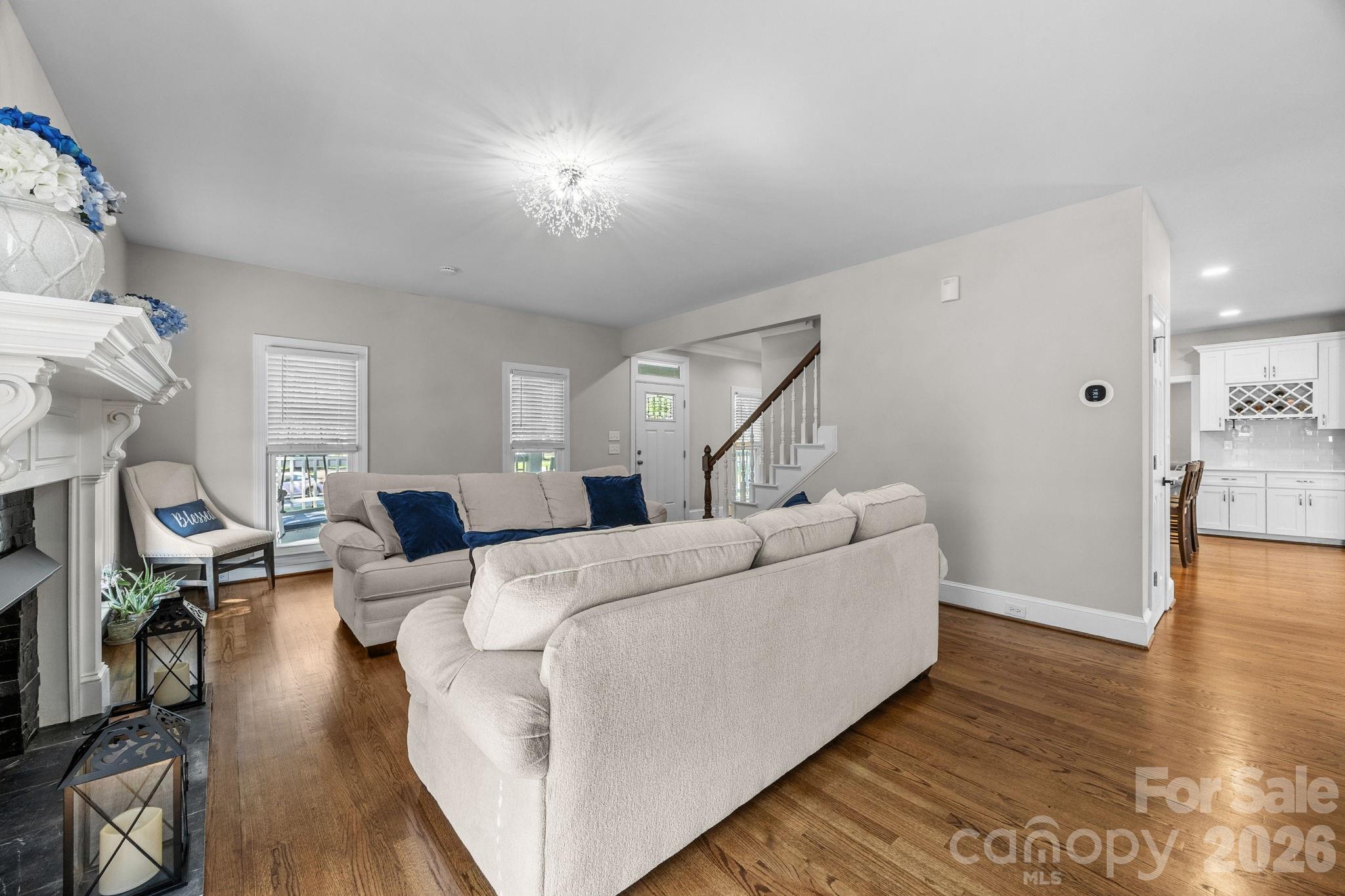 908 Woodhurst Drive Property Photo 22