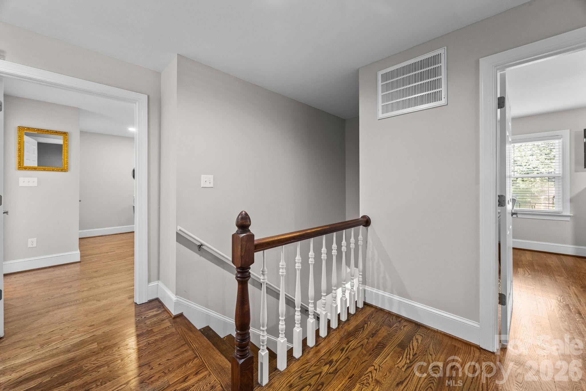 908 Woodhurst Drive Property Photo 32