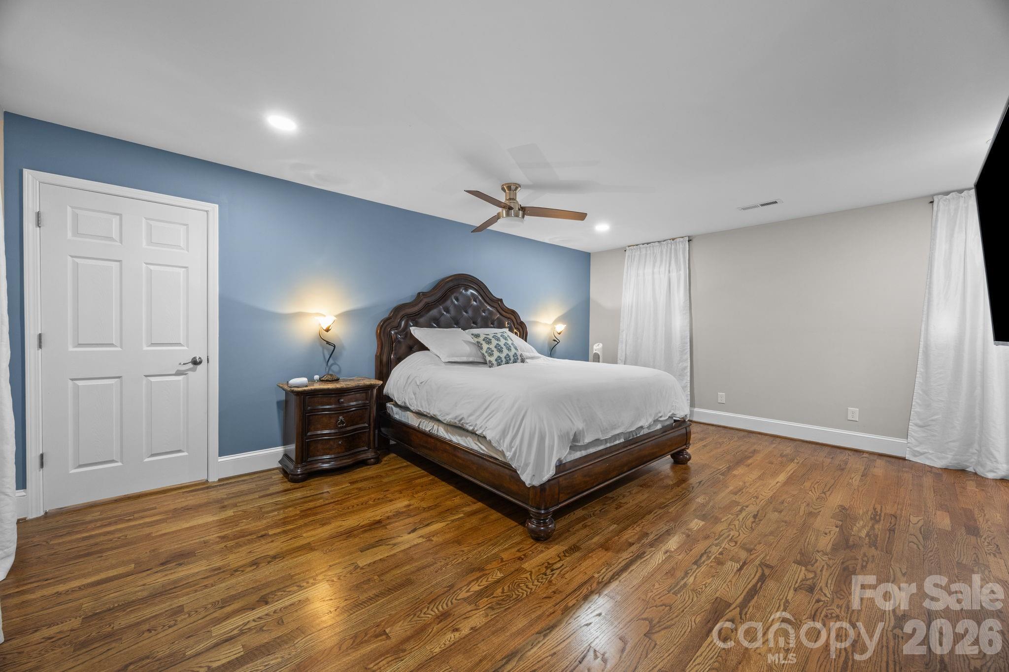 908 Woodhurst Drive Property Photo 38