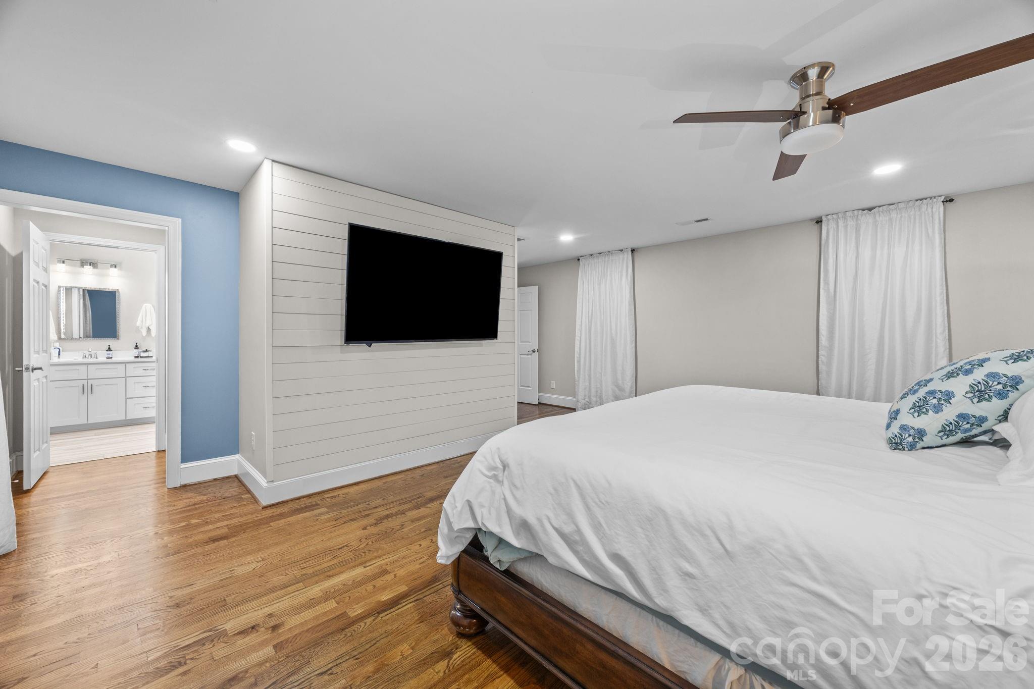908 Woodhurst Drive Property Photo 40