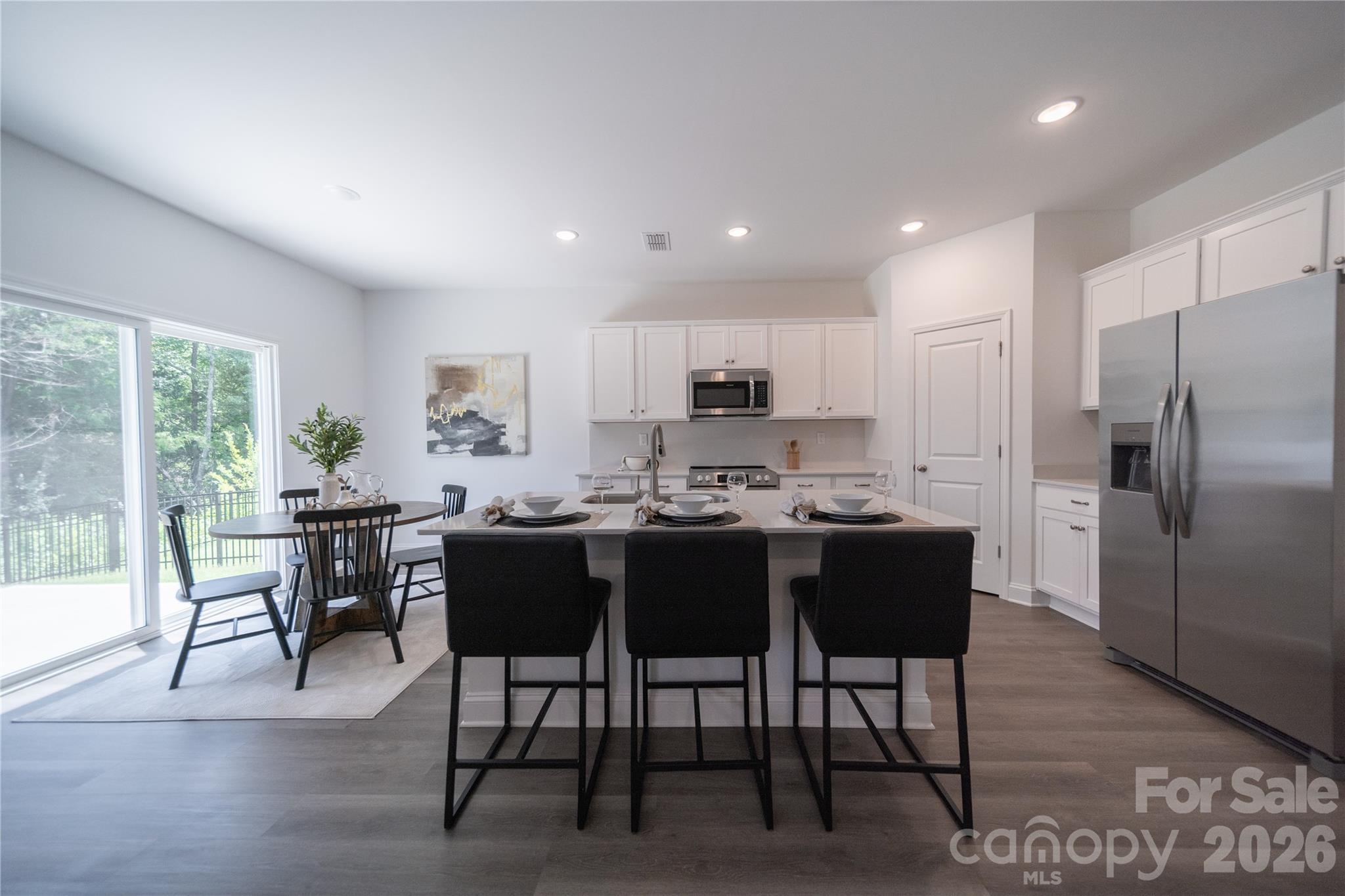 4986 Twin River Drive Property Photo 8