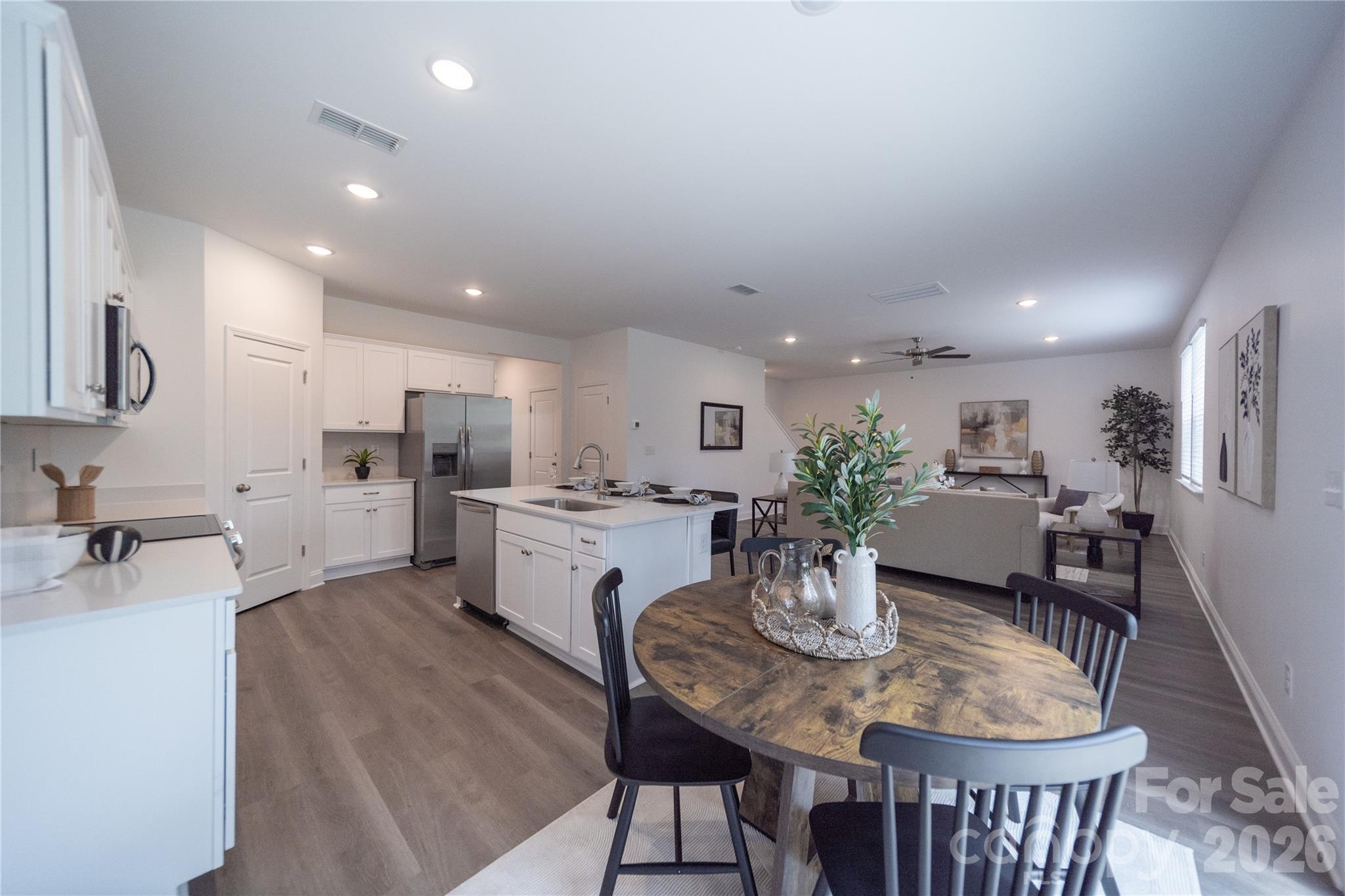 4986 Twin River Drive Property Photo 11