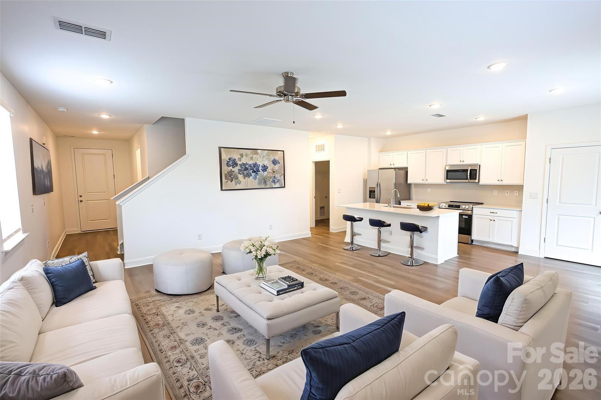 4982 Twin River Drive Property Photo 6