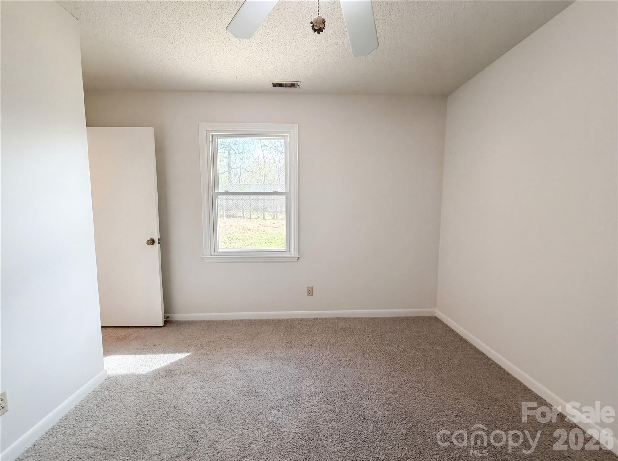 121 Pelham Lane Property Photo 19