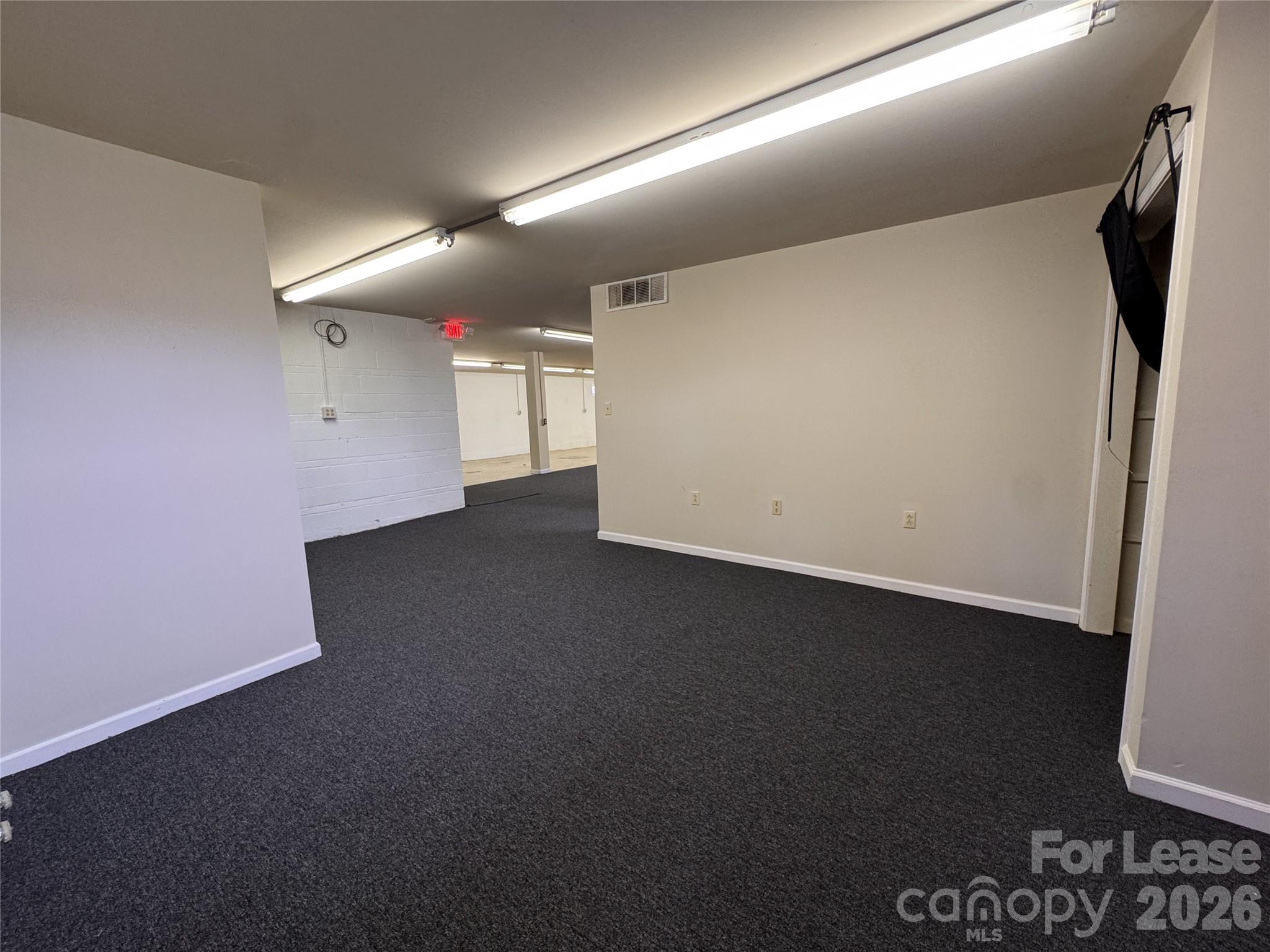 65 N Congress Street Property Photo 6