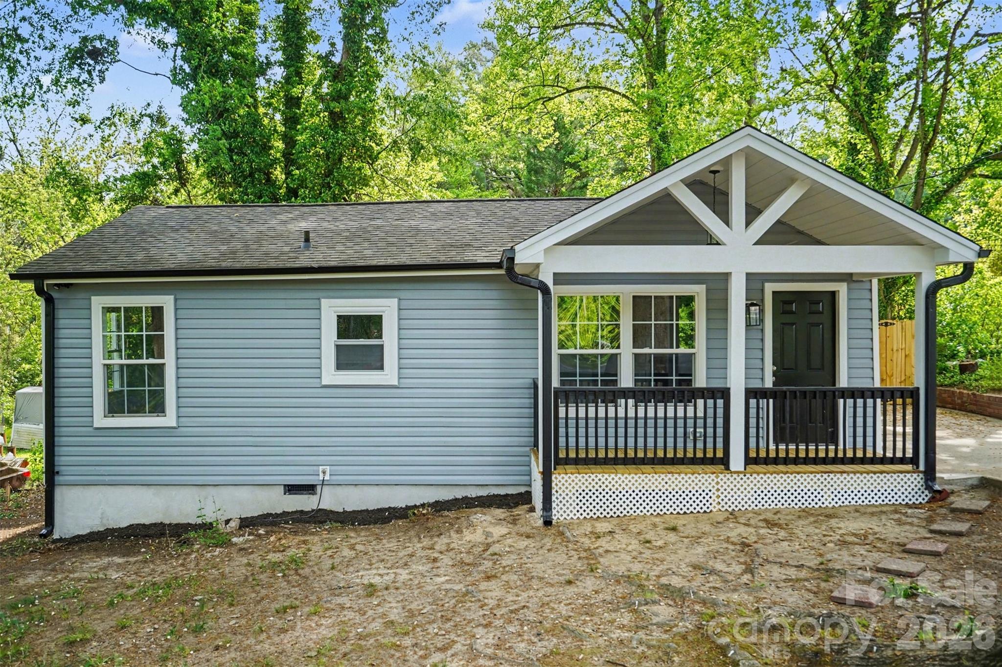 722 S Weldon Street Property Photo 2