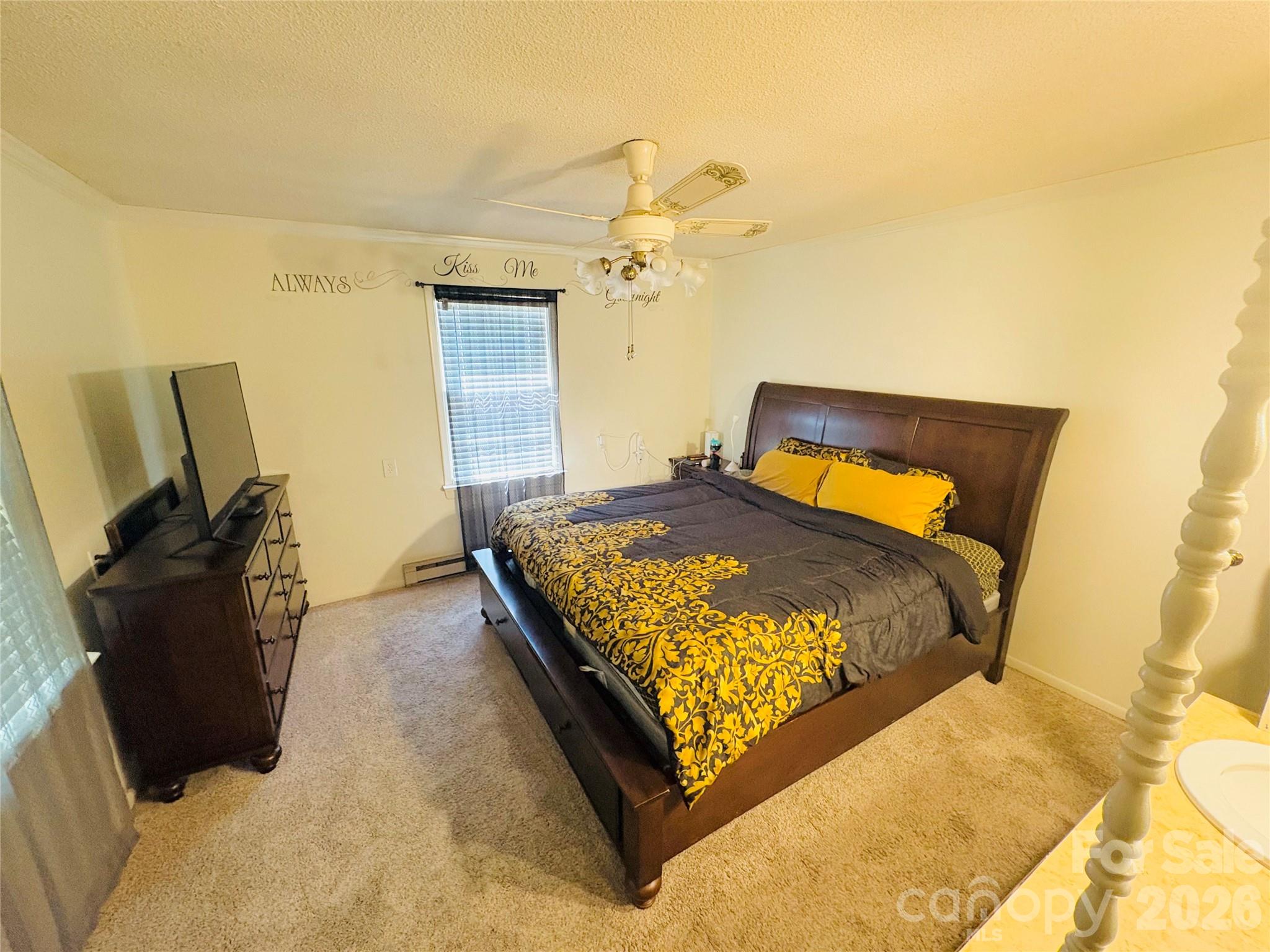 1481 Grace Avenue Property Photo 12