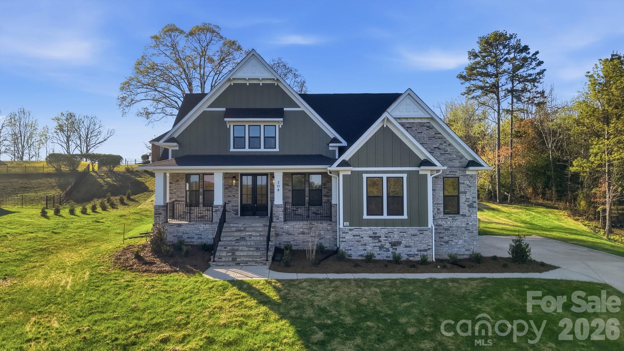 208 Cross Creek Drive Property Photo 1
