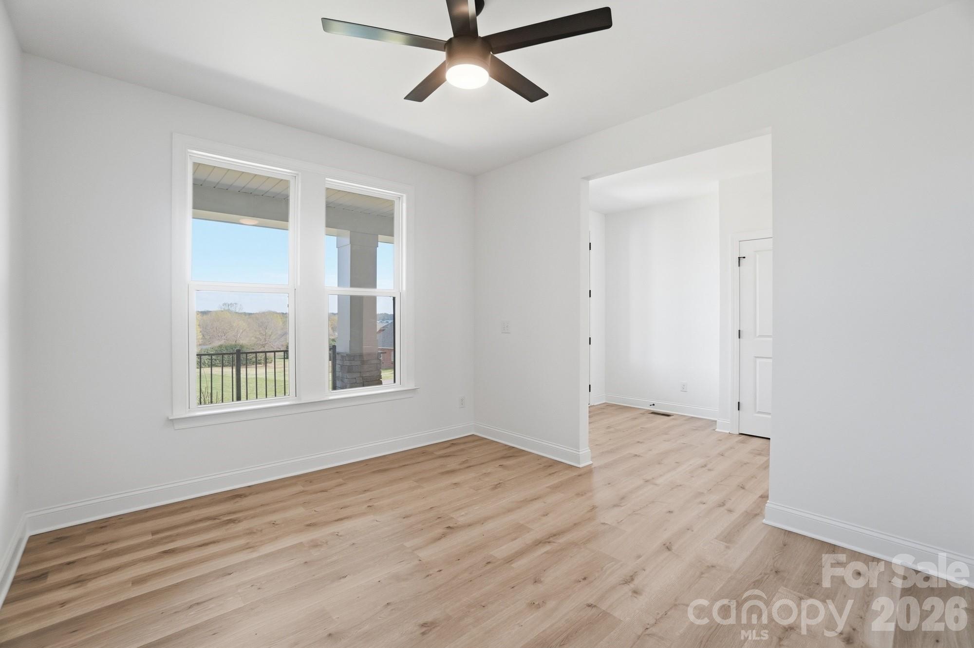 208 Cross Creek Drive Property Photo 13