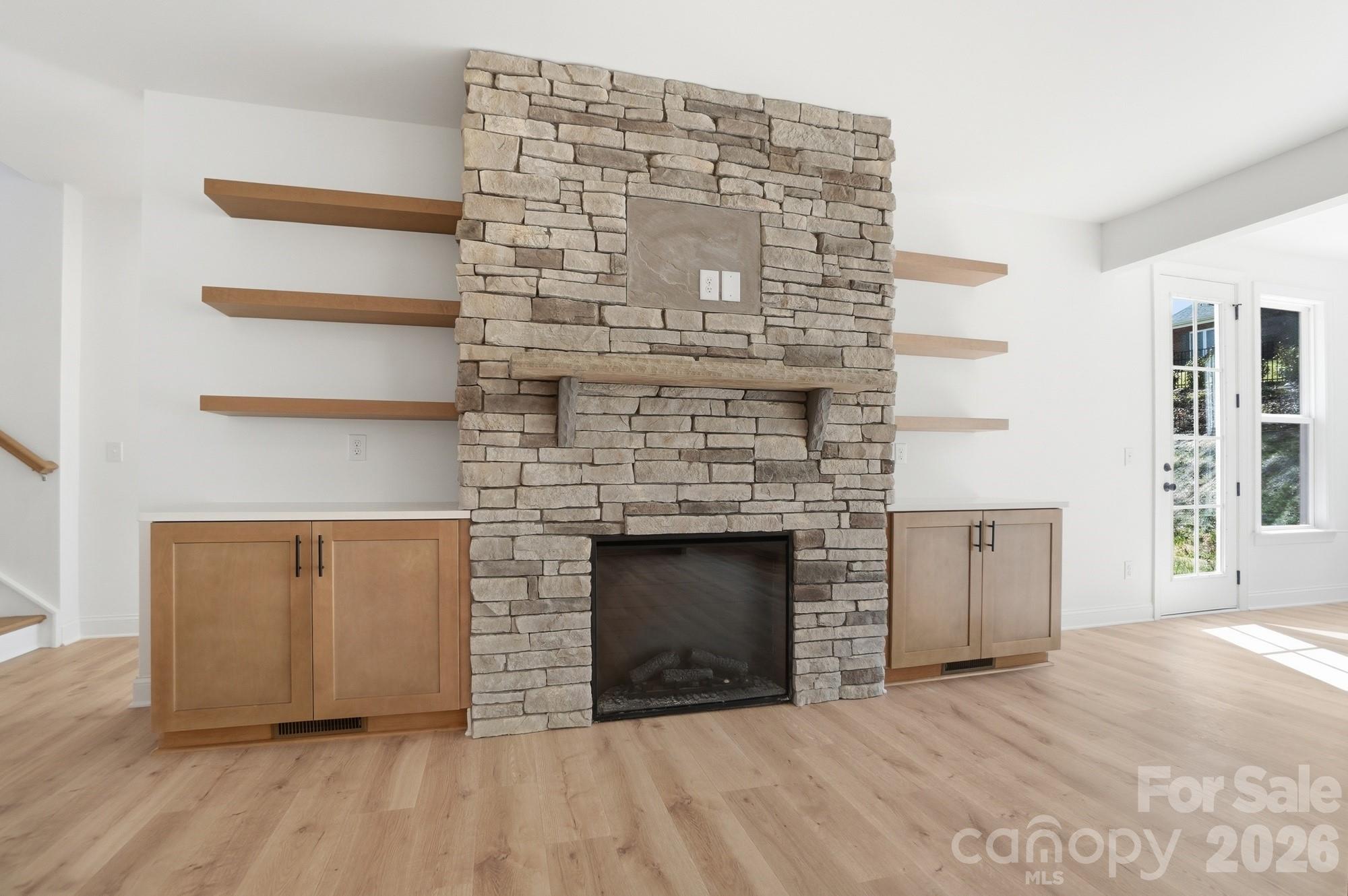 208 Cross Creek Drive Property Photo 20