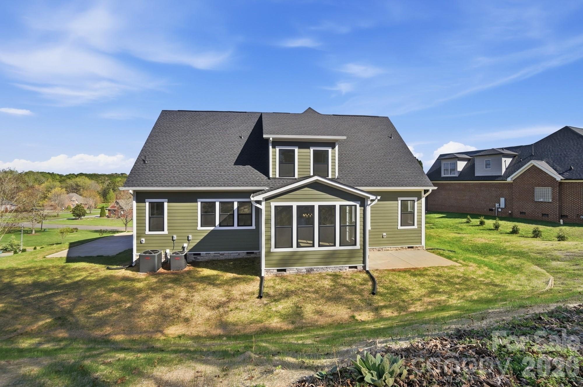 208 Cross Creek Drive Property Photo 33