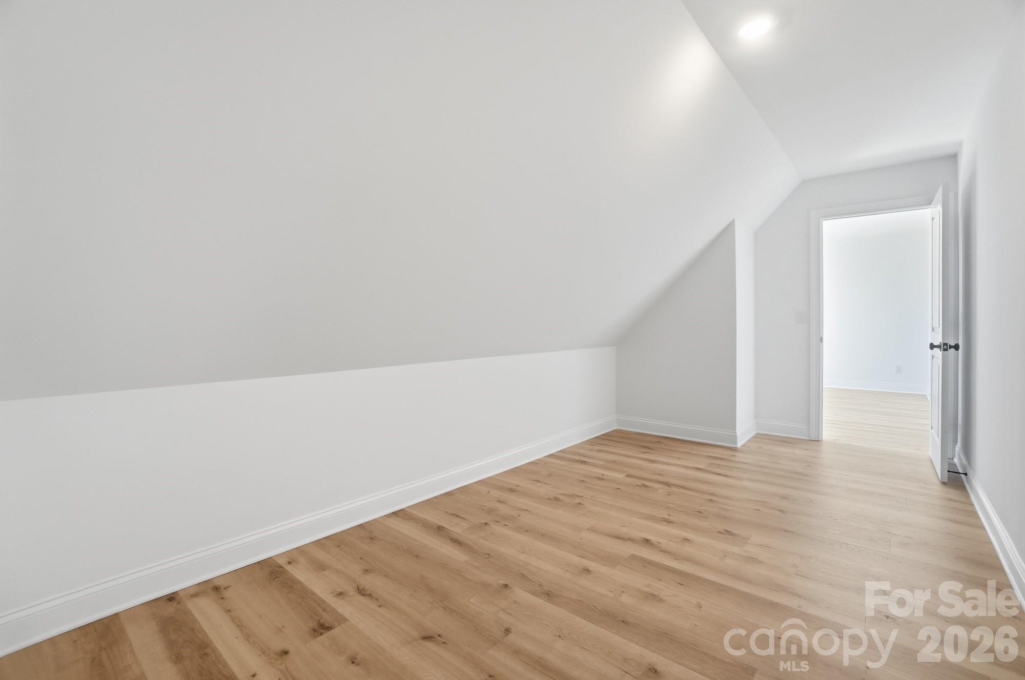 208 Cross Creek Drive Property Photo 37